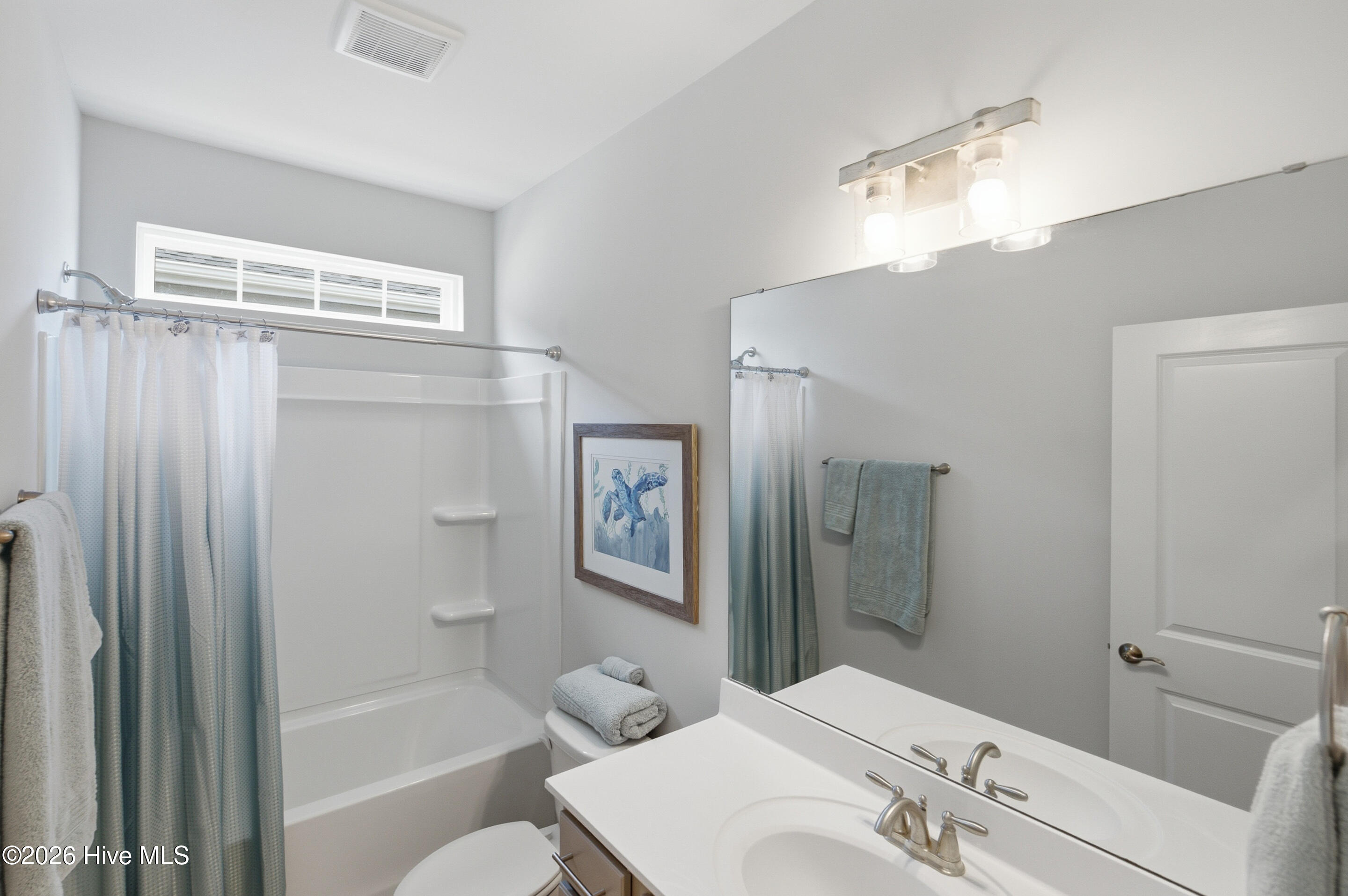 894 Bourne Drive Property Photo 14