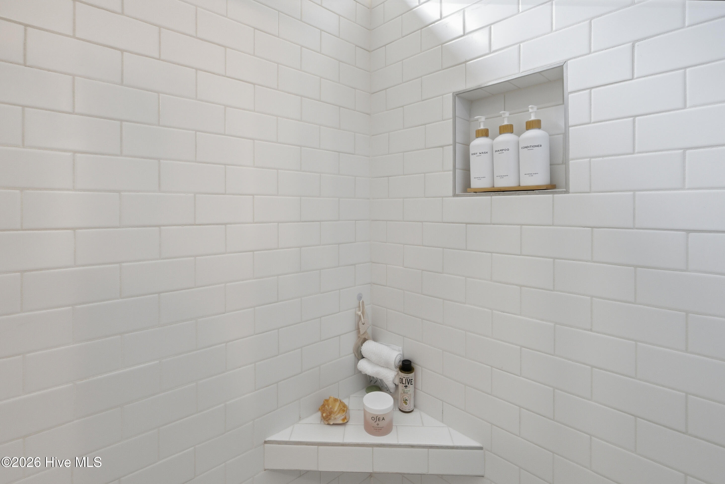 894 Bourne Drive Property Photo 39