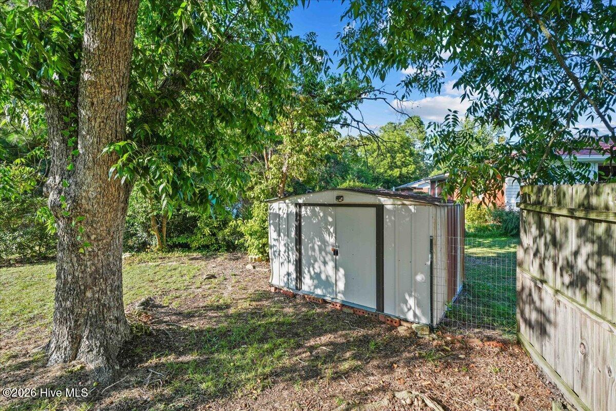 603 W Hooks River Road Property Photo 8