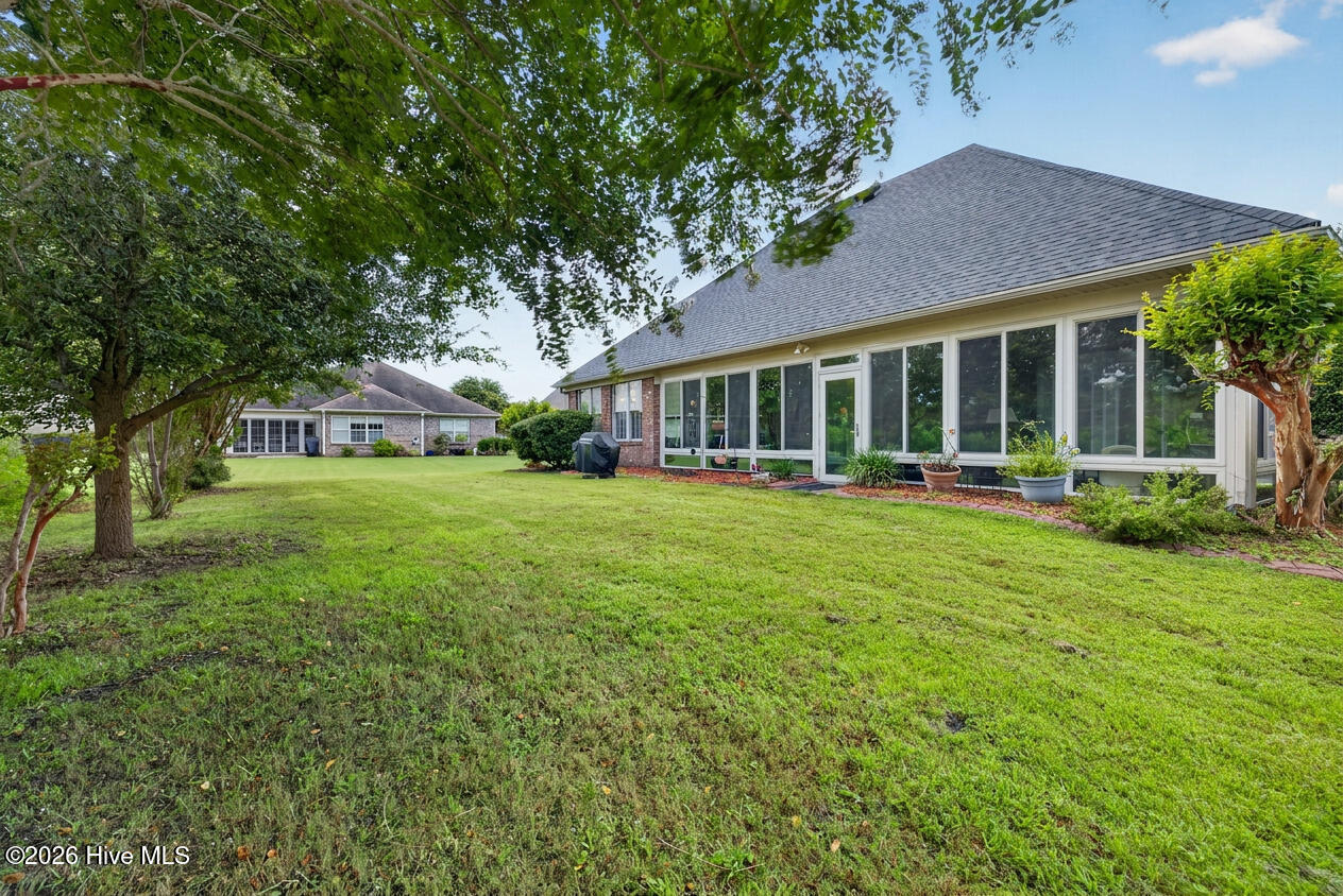 1121 Highlands Drive Property Photo 10