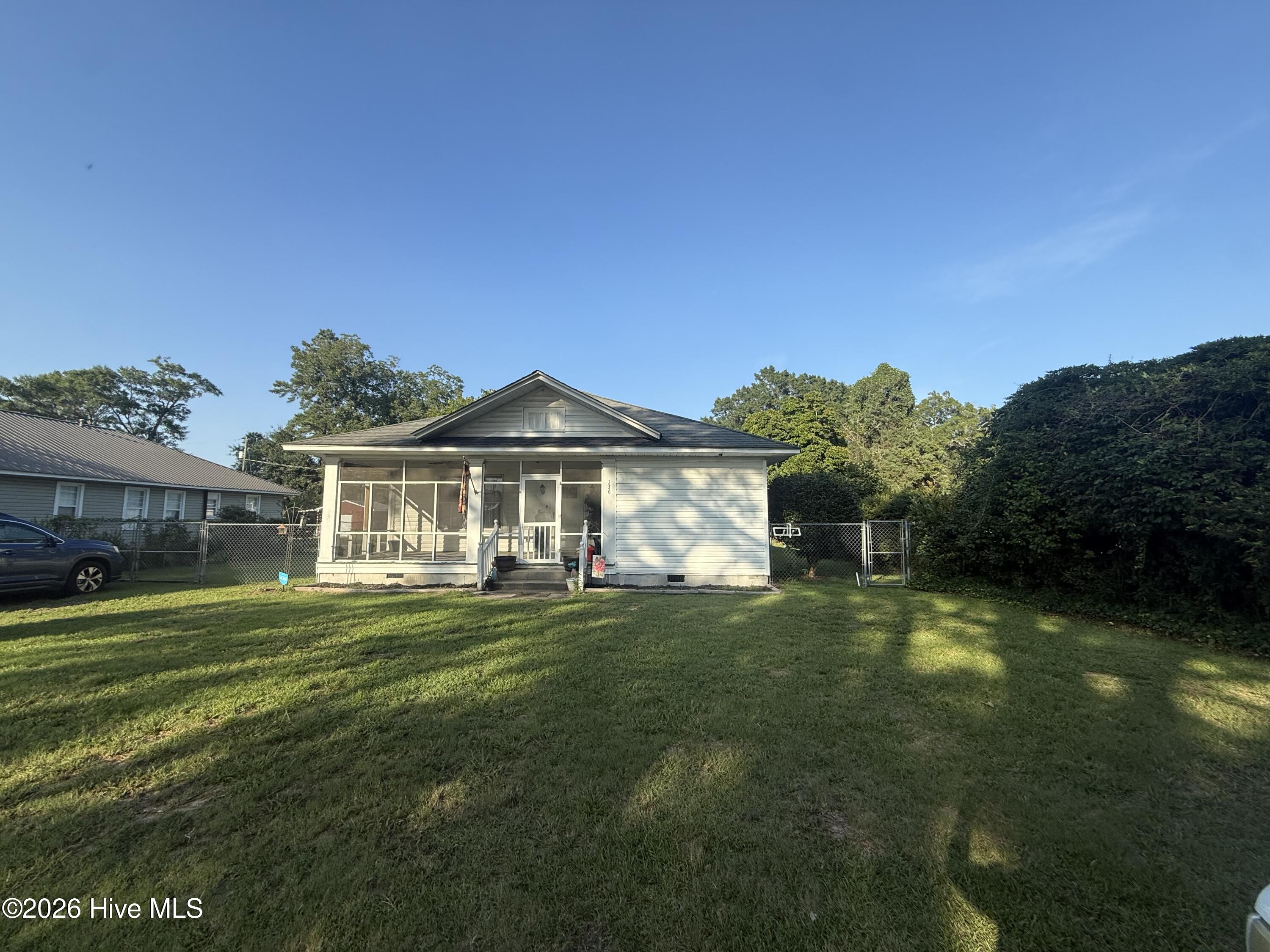 136 Maple Street Property Photo 2
