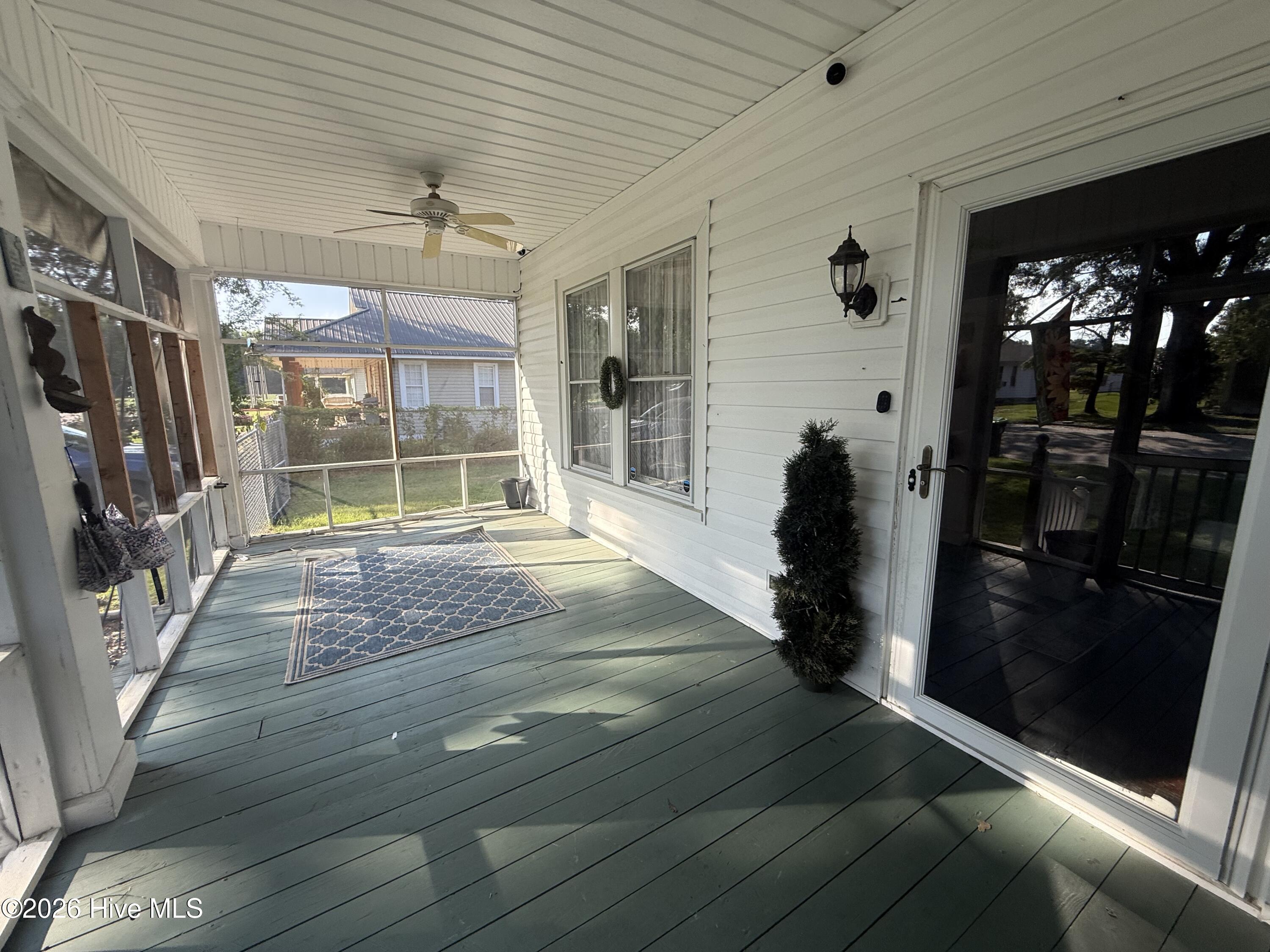 136 Maple Street Property Photo 3