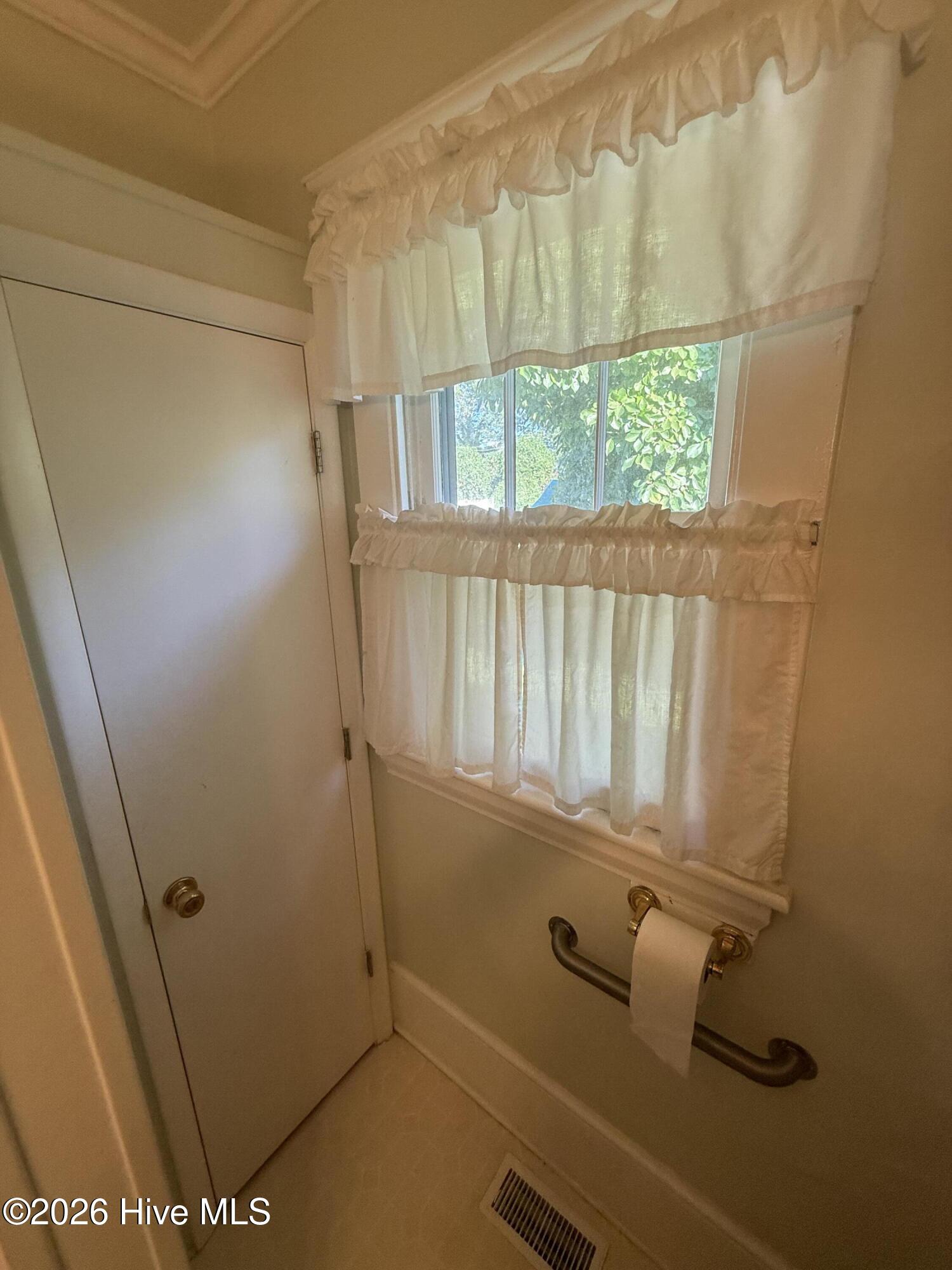 136 Maple Street Property Photo 12
