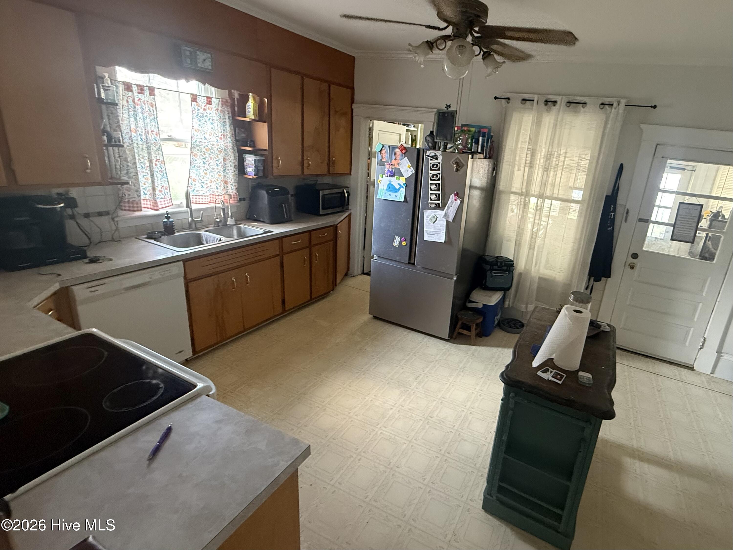 136 Maple Street Property Photo 23