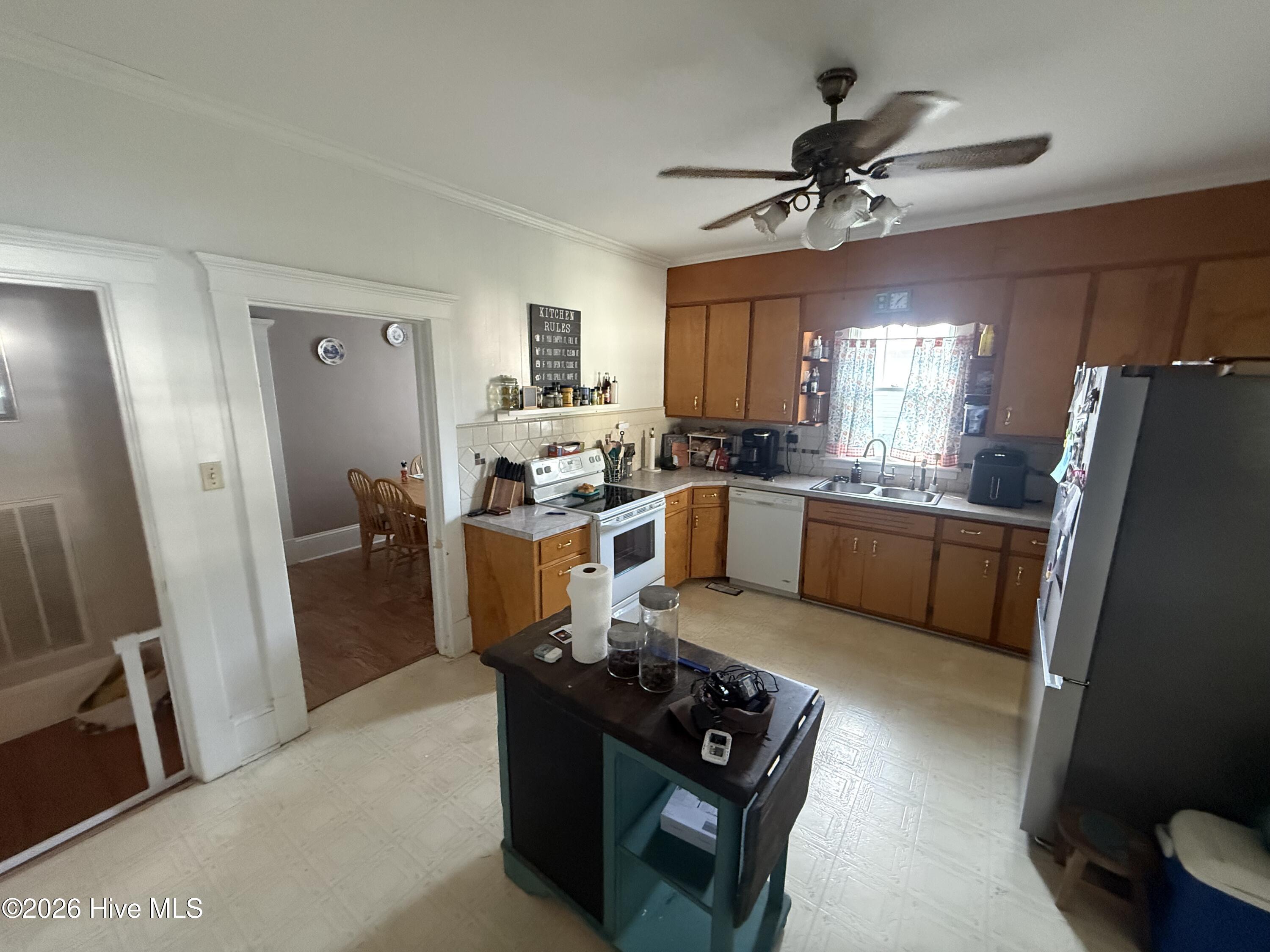 136 Maple Street Property Photo 24