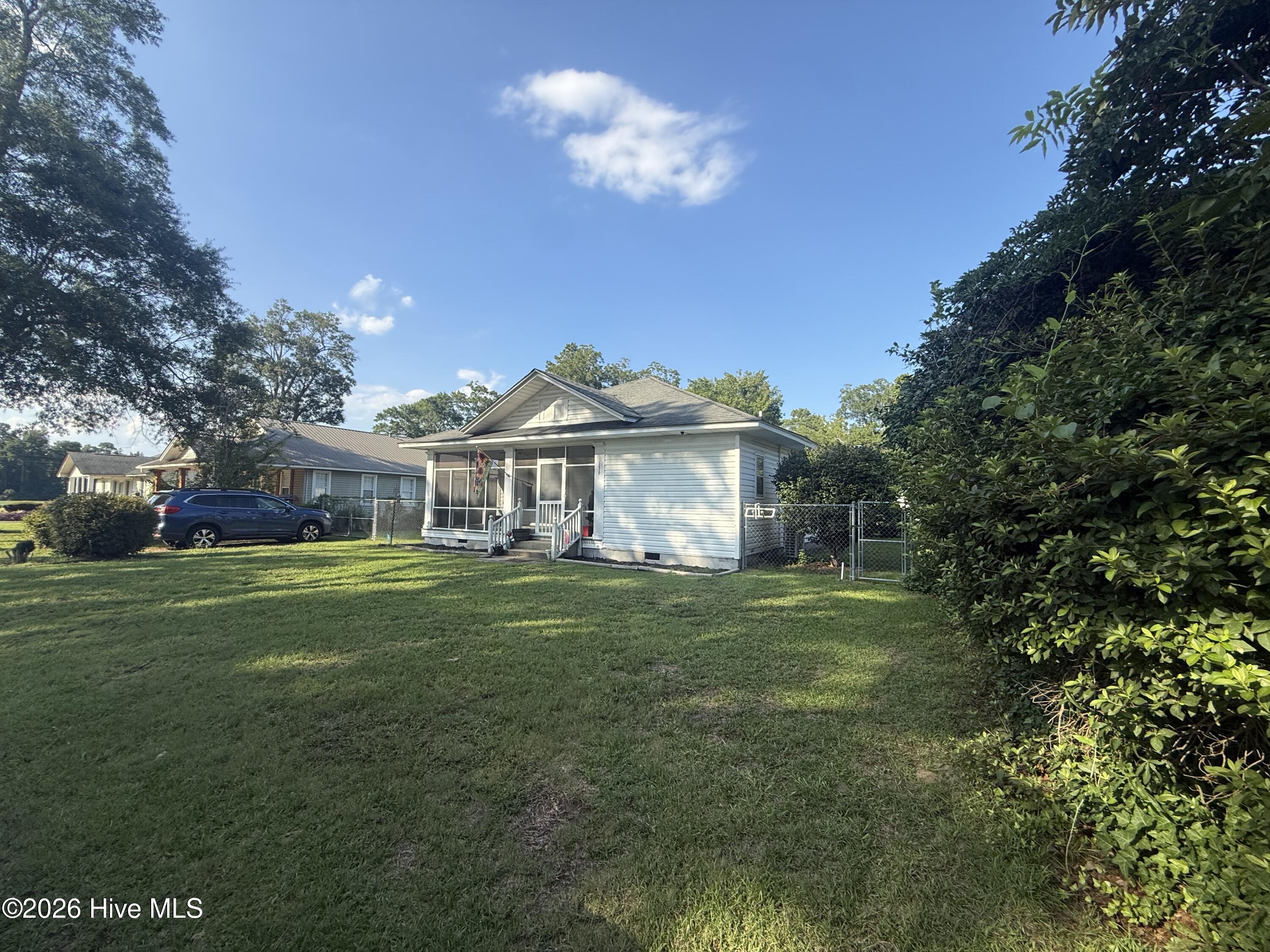 136 Maple Street Property Photo 30