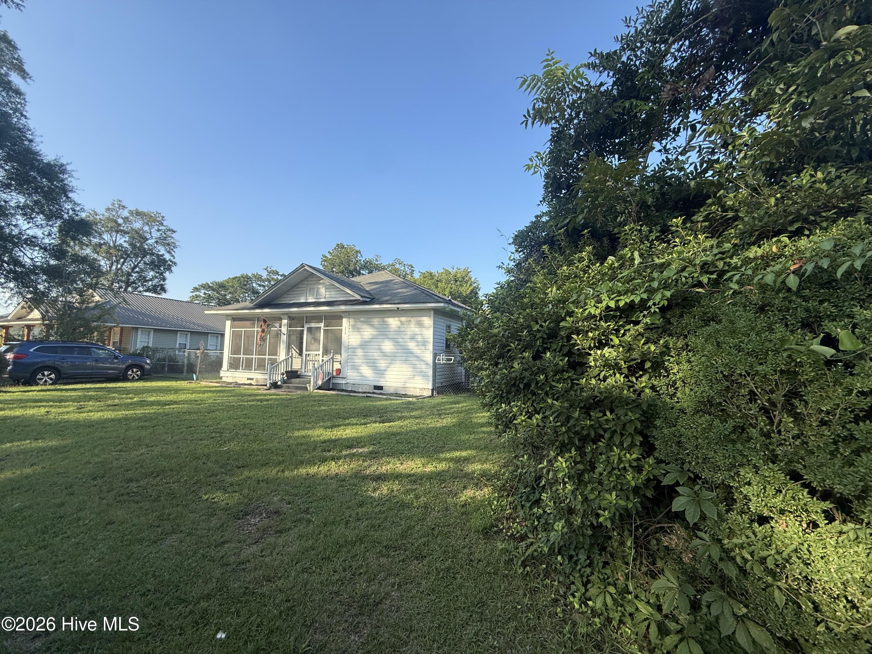 136 Maple Street Property Photo 36