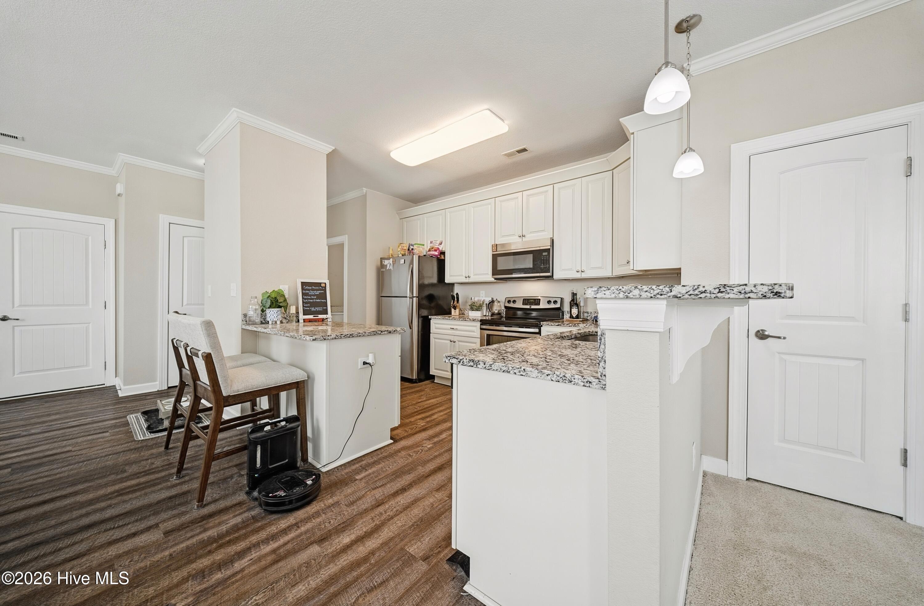 202 Spinnaker Street Unit B Property Photo 14