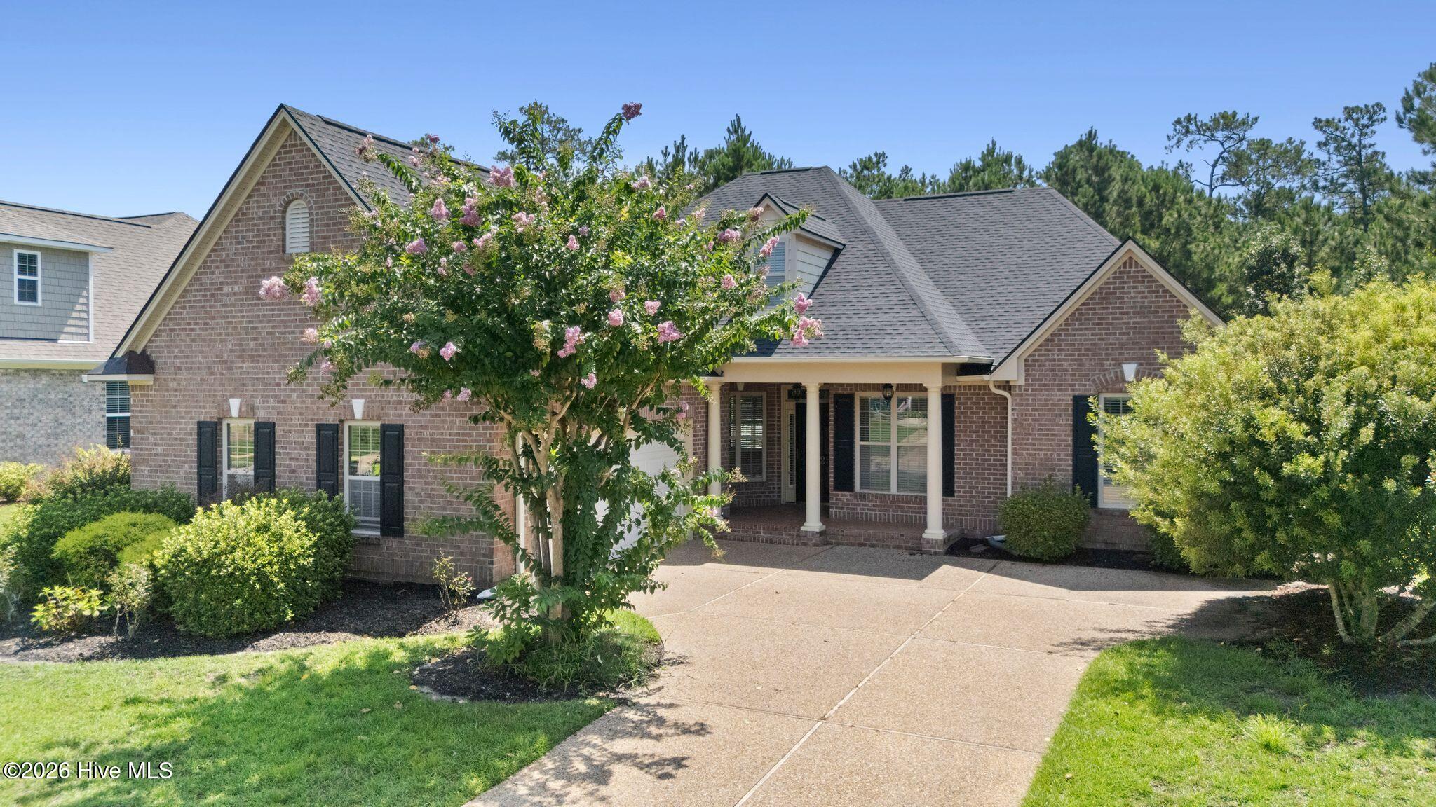 1225 Palatka Place Se Property Photo 3