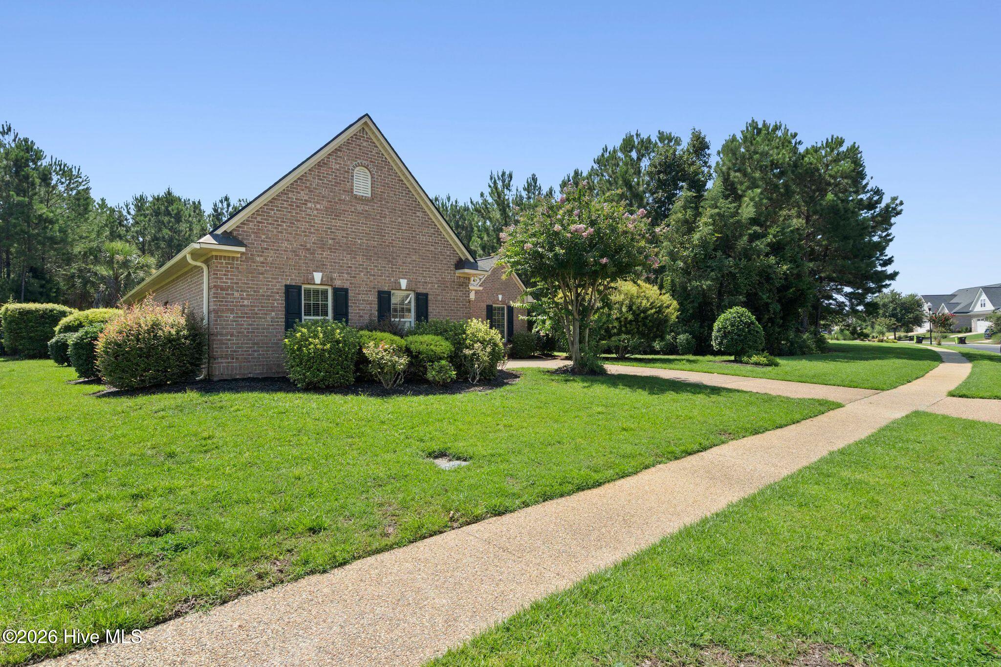 1225 Palatka Place Se Property Photo 4