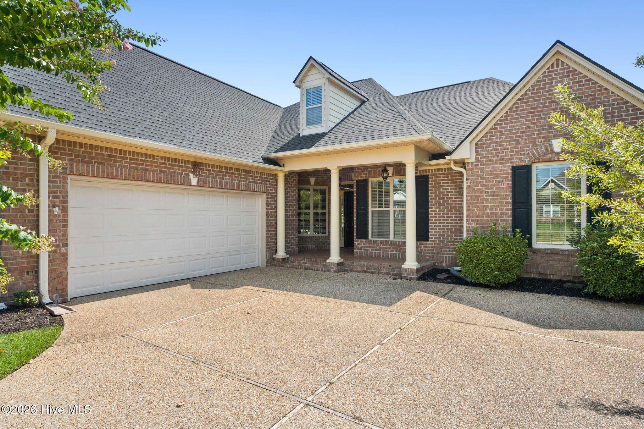 1225 Palatka Place Se Property Photo 5
