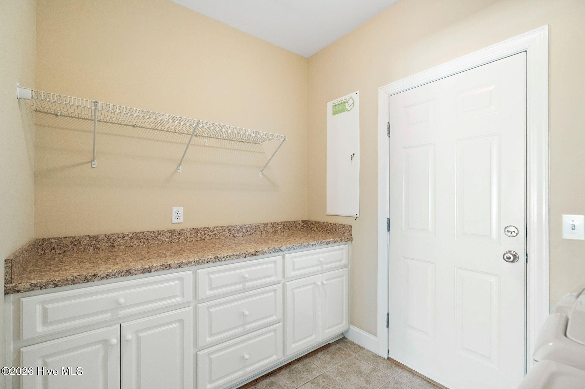 1225 Palatka Place Se Property Photo 15