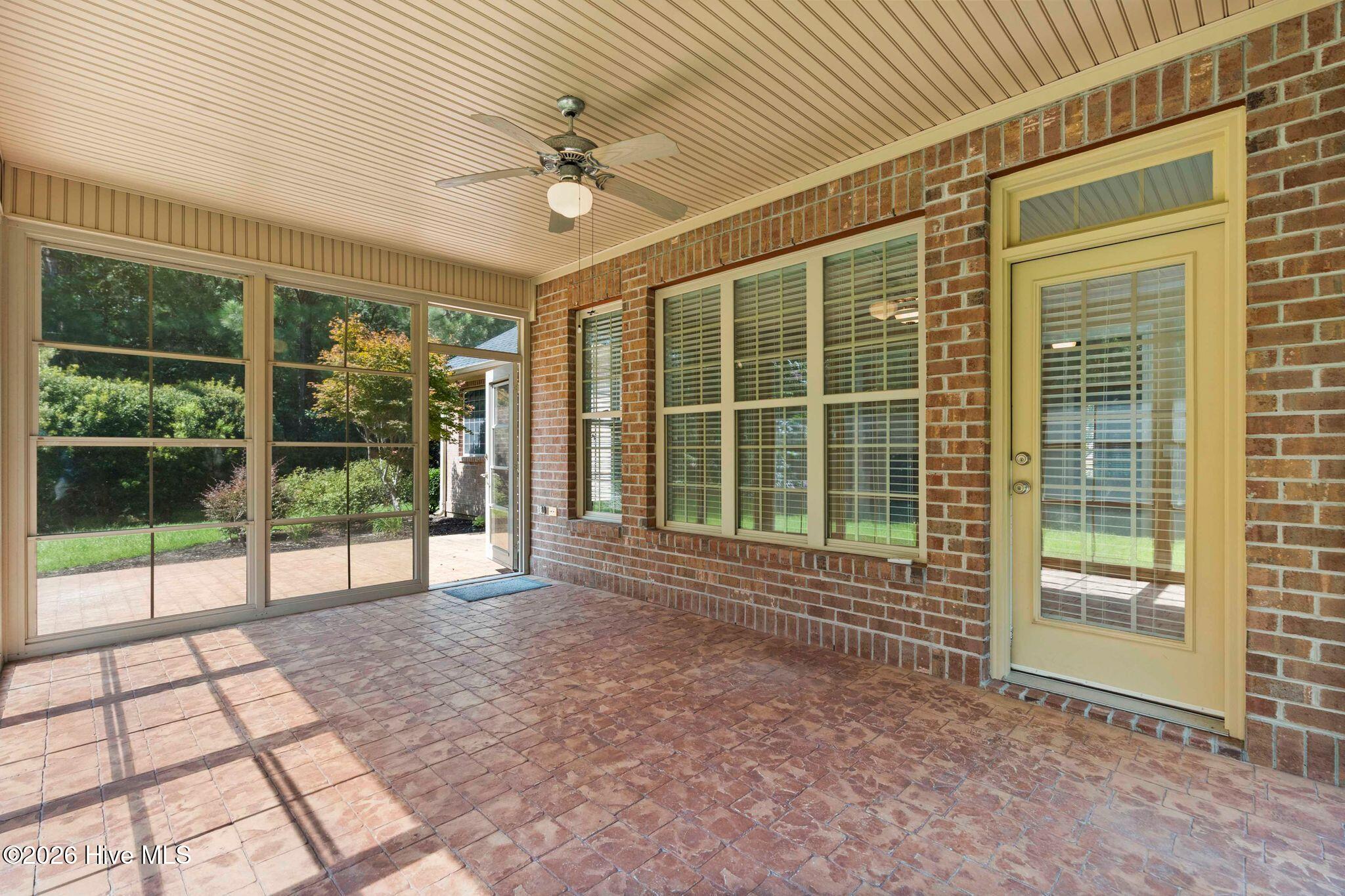 1225 Palatka Place Se Property Photo 24