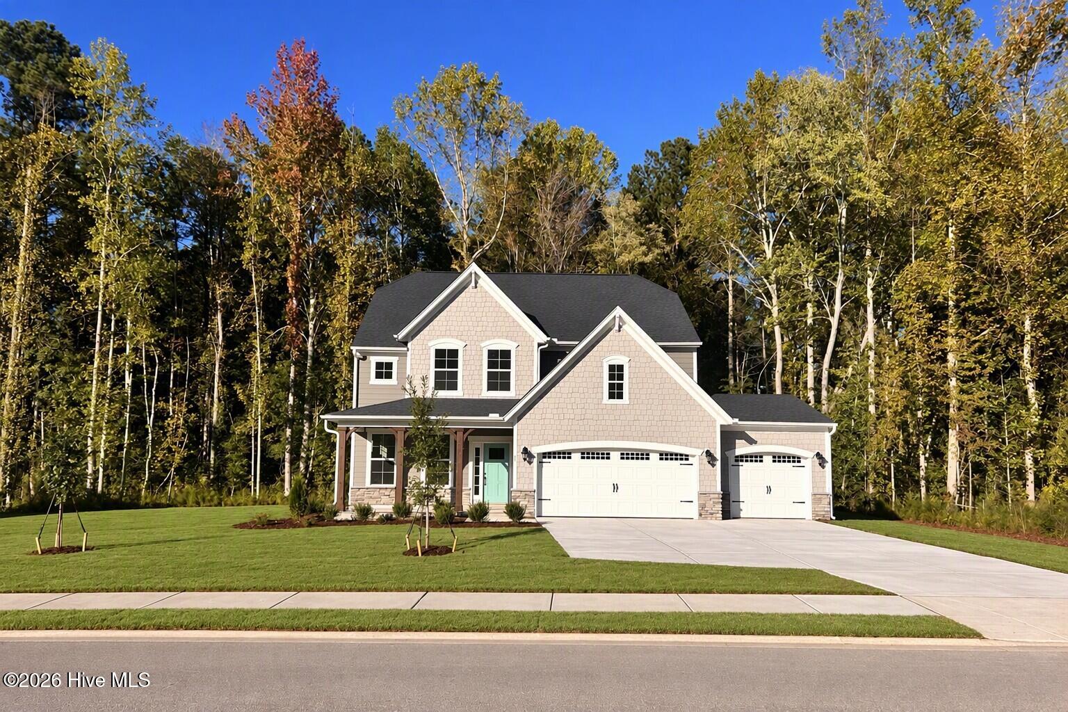 370 Glade Drive Property Photo 1