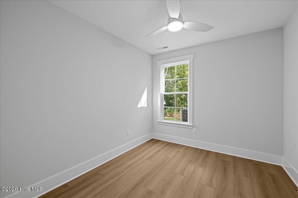 370 Glade Drive Property Photo 12