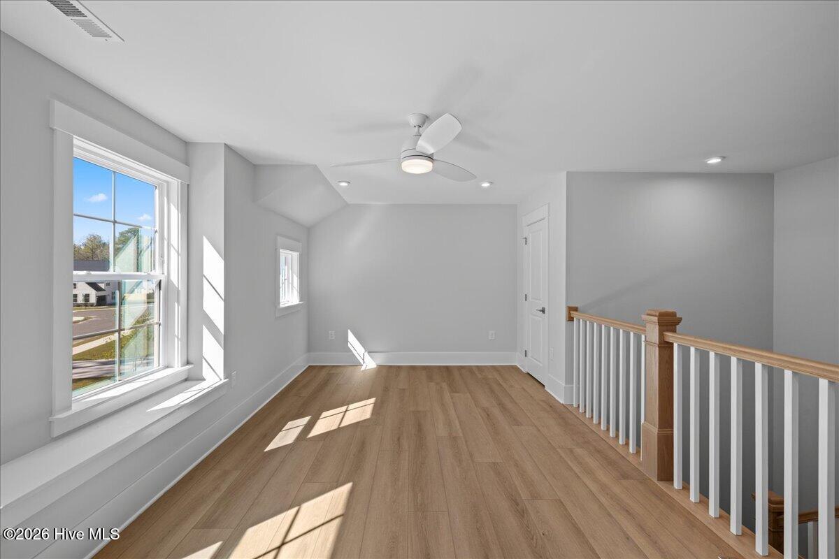 370 Glade Drive Property Photo 33
