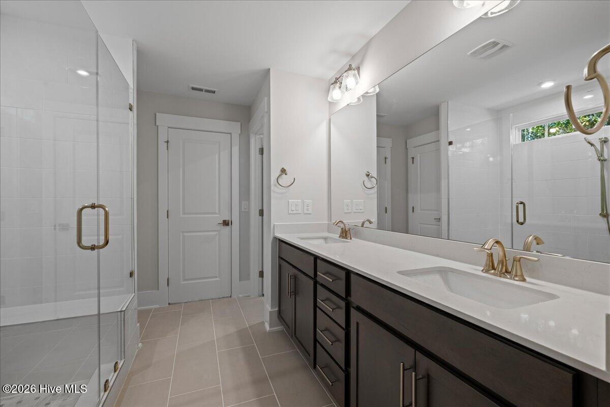 370 Glade Drive Property Photo 49
