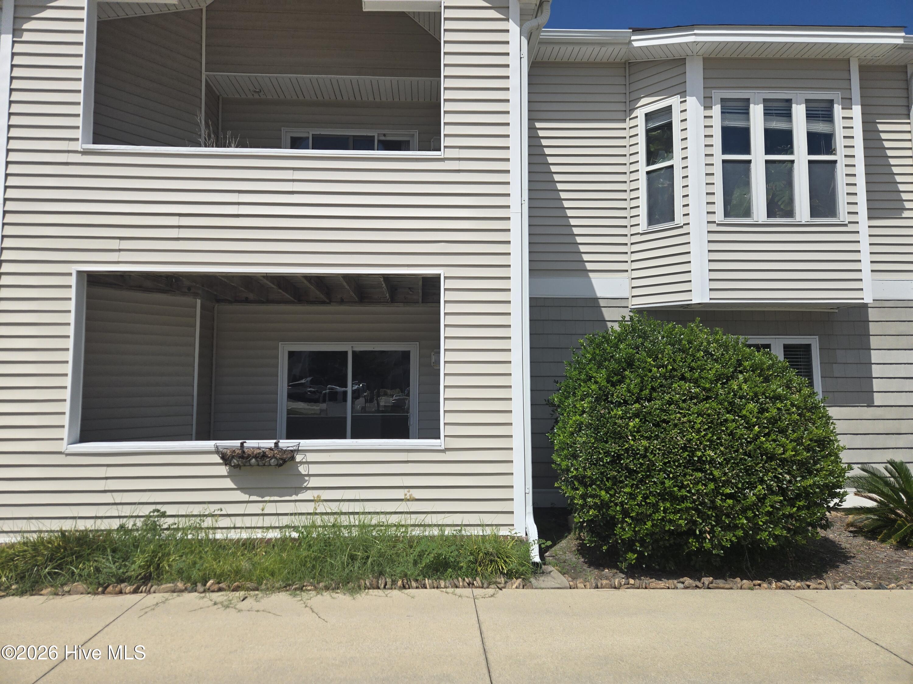 421 Commerce Avenue A Property Photo 1