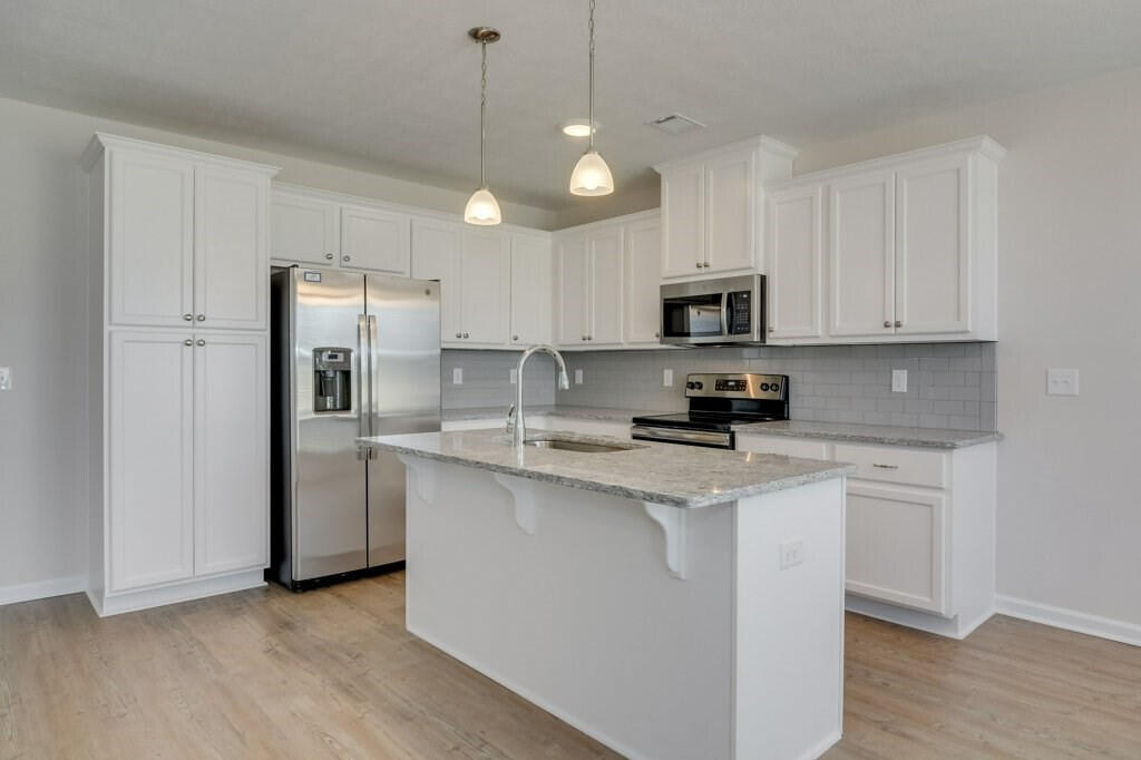 445 Amesbury Drive Property Photo 15
