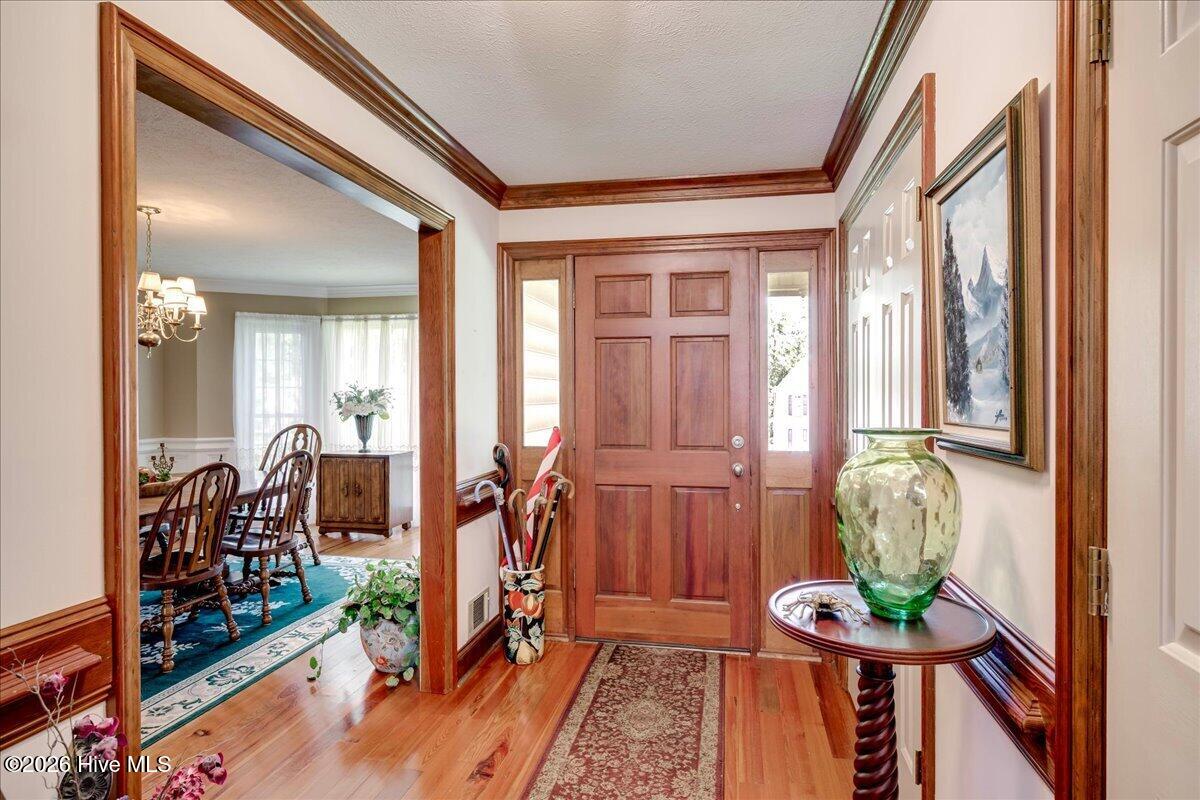 407 Hastings Place Property Photo 16