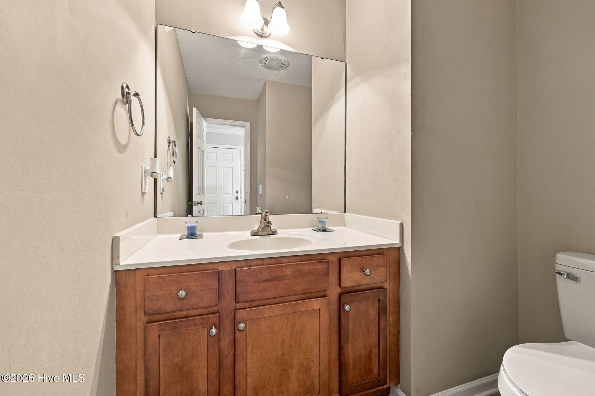 1548 Manning Forest Drive M5 Property Photo 9
