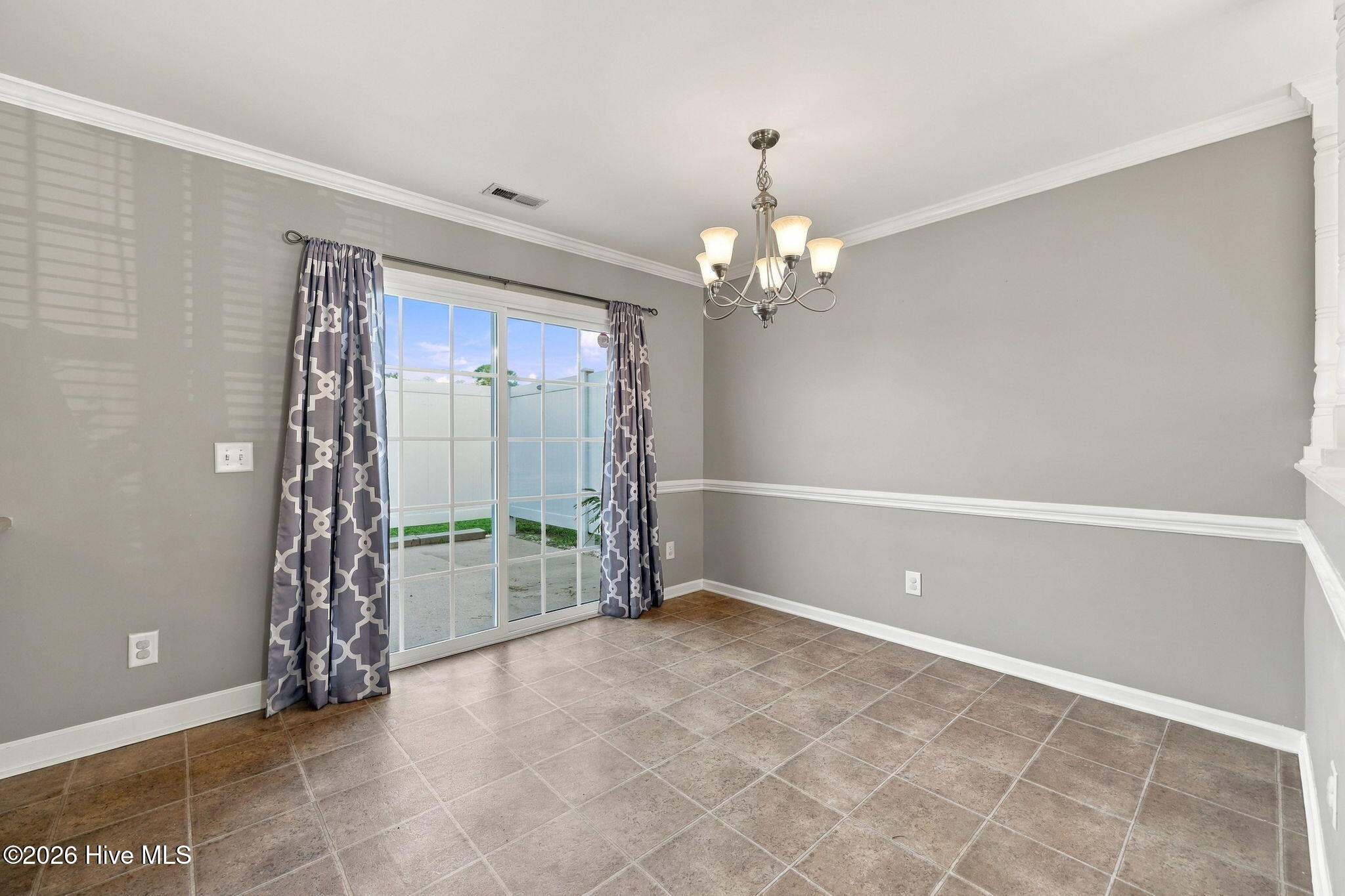 1548 Manning Forest Drive M5 Property Photo 14