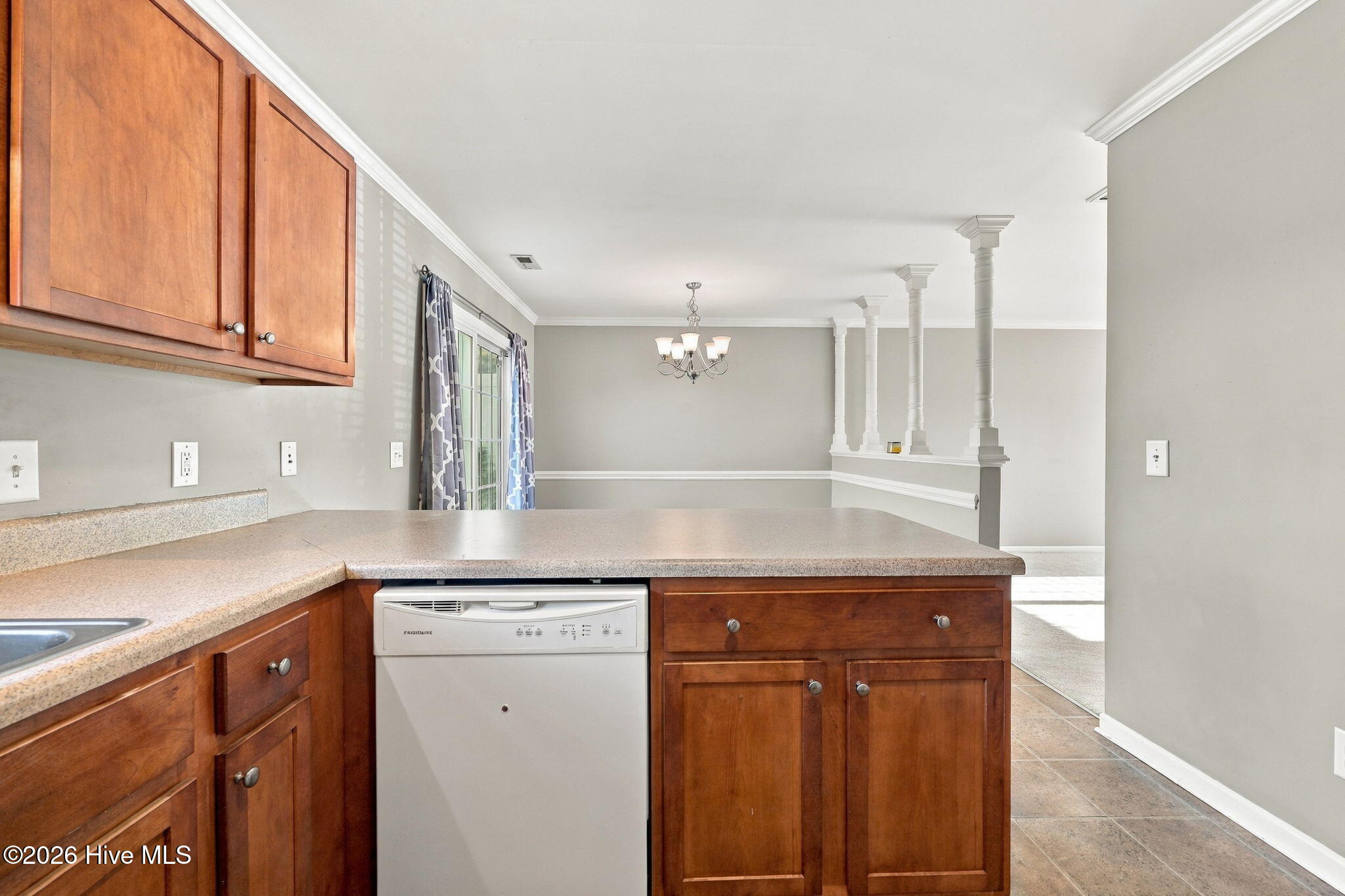1548 Manning Forest Drive M5 Property Photo 19