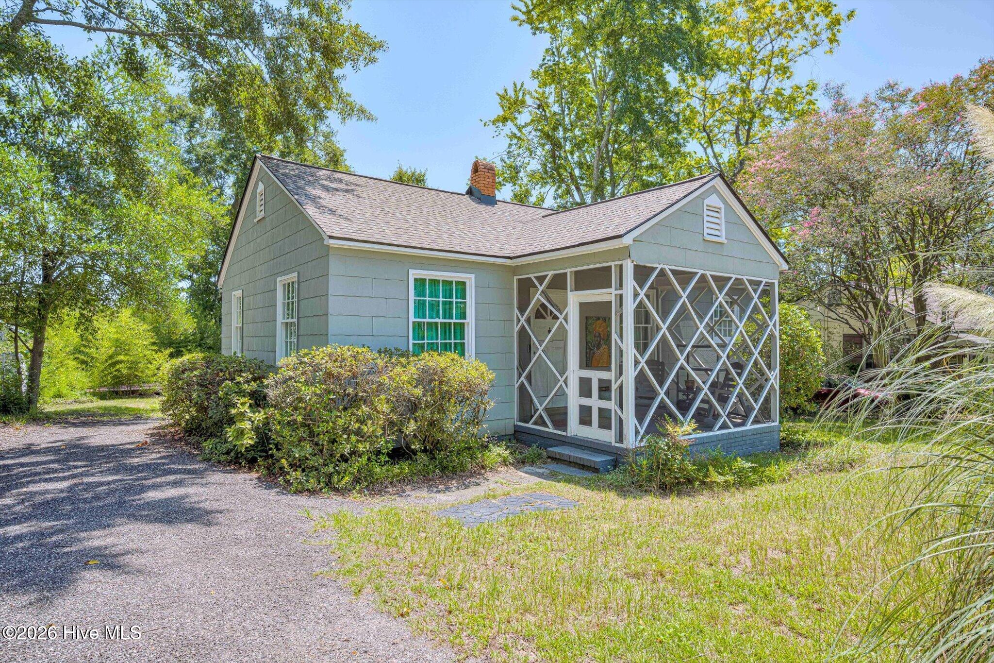 1742 Davidson Drive Property Photo 3