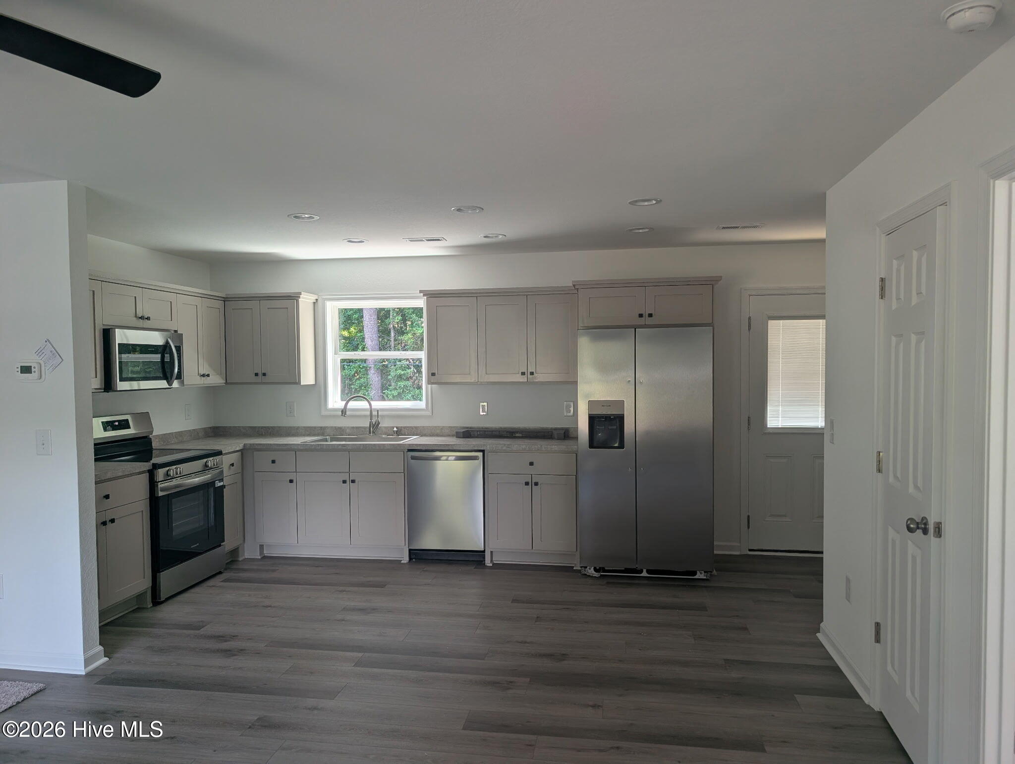 107 Poplar Circle Property Photo 2