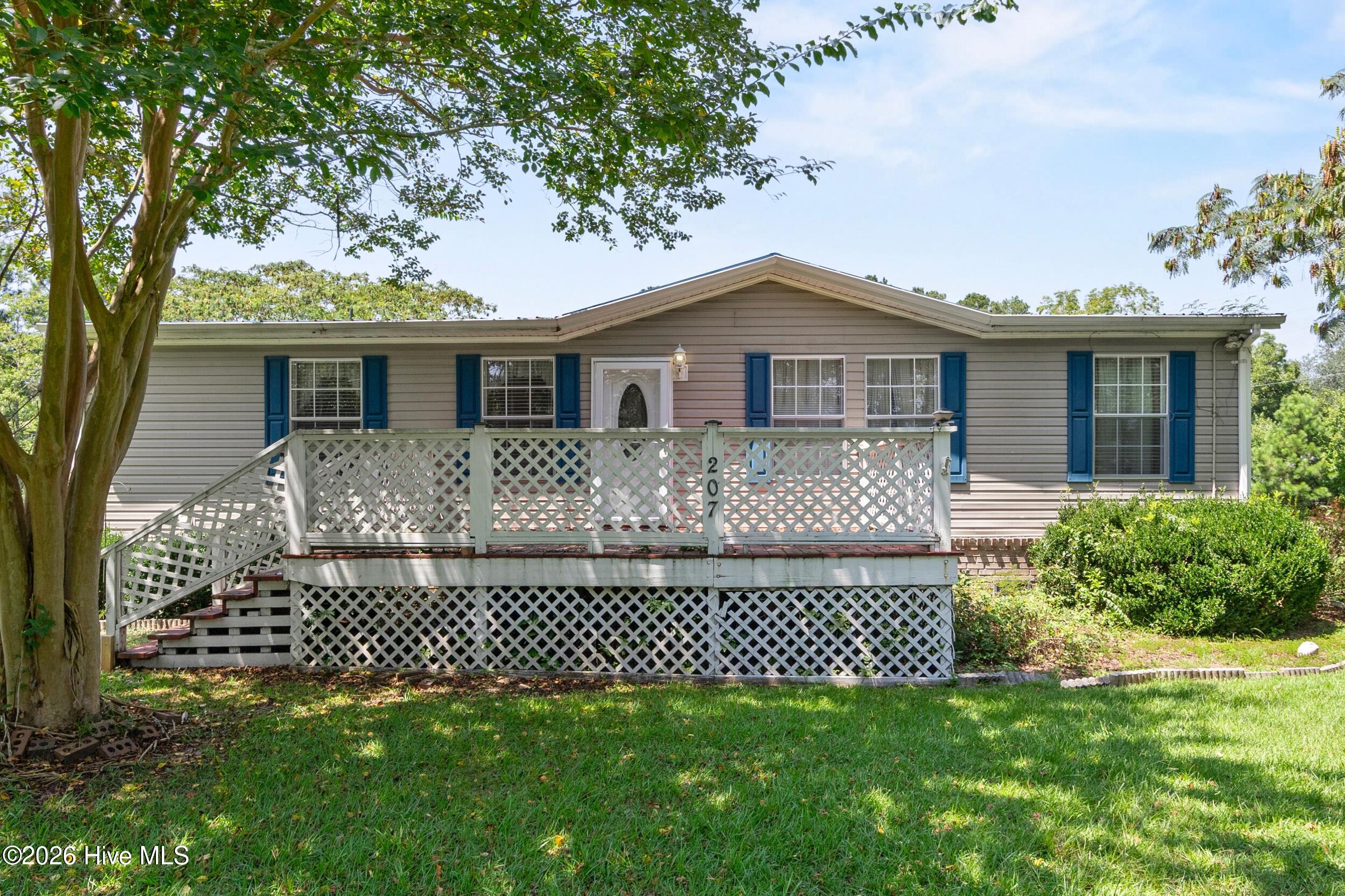 207 Betty Drive Property Photo 4