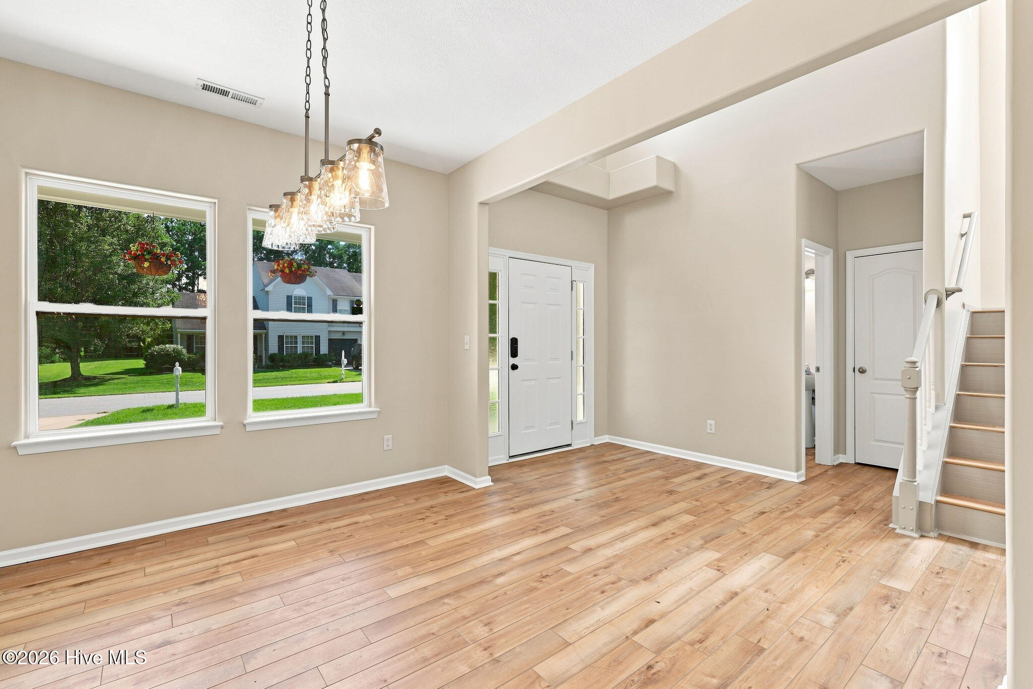 235 Green View Road Property Photo 11
