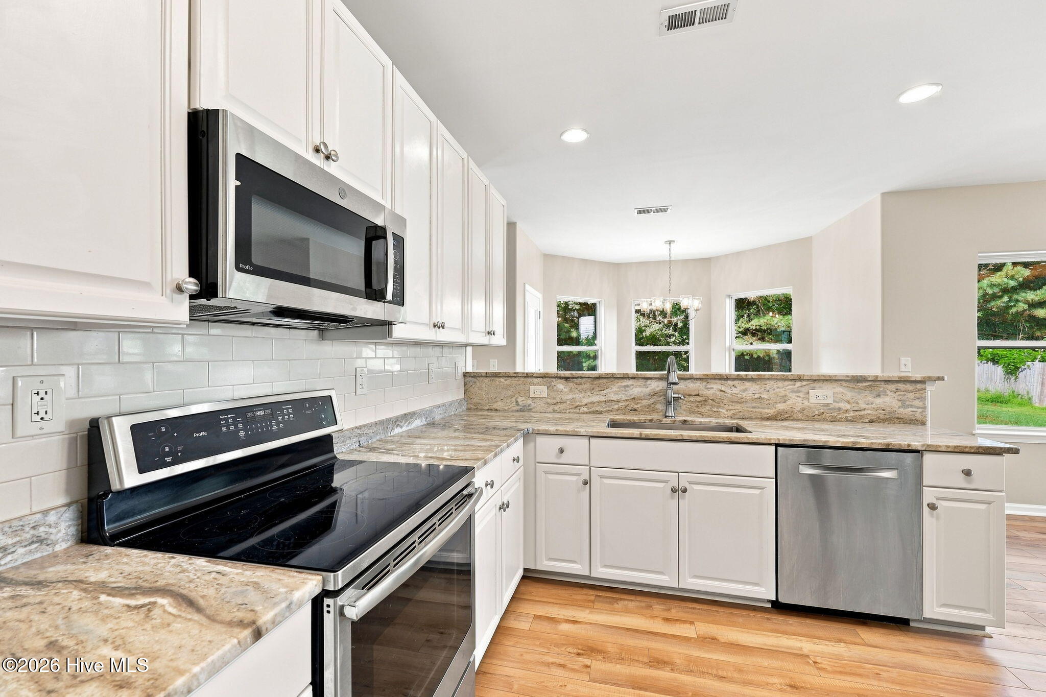 235 Green View Road Property Photo 22