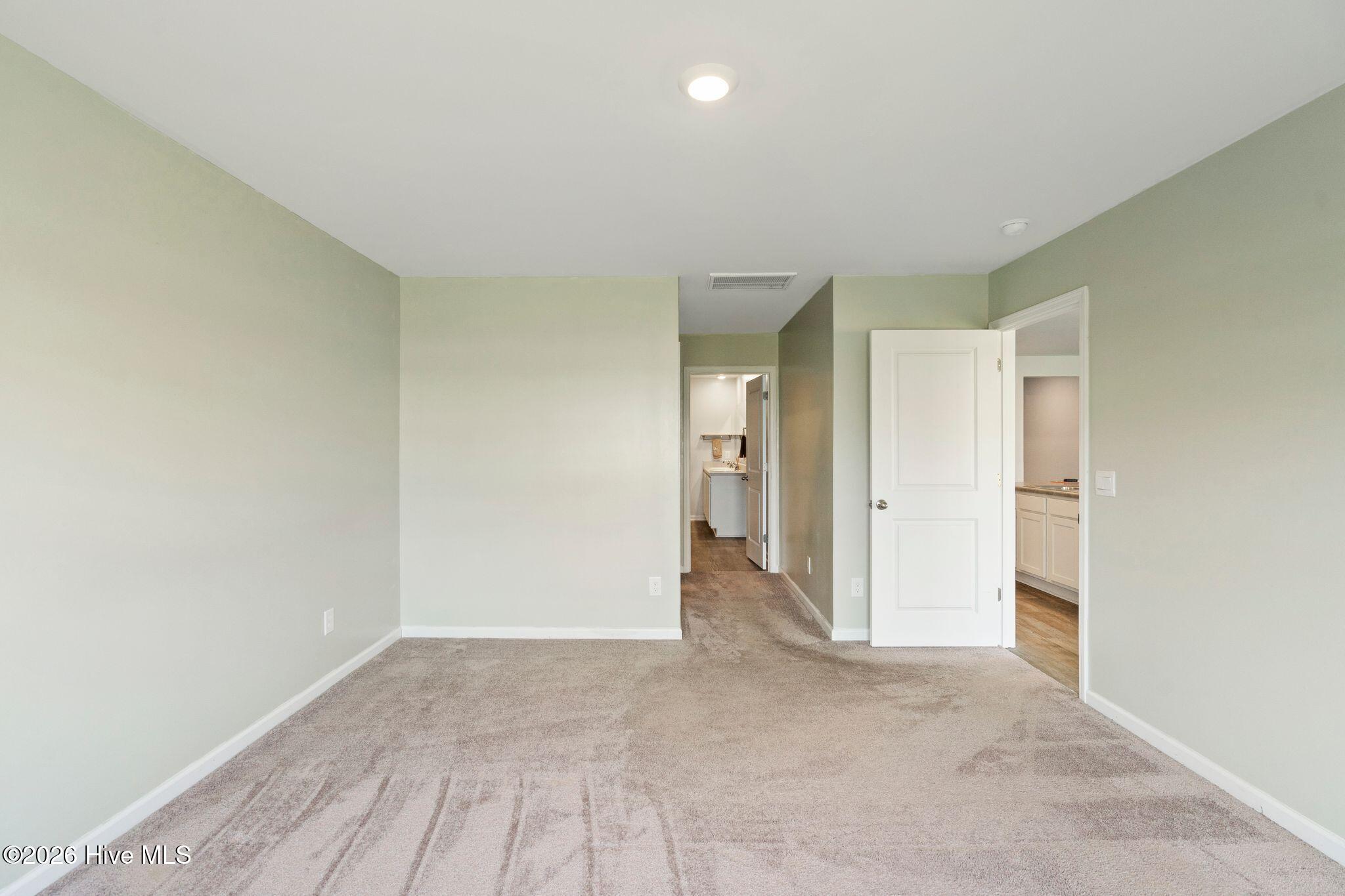 2233 Emerald Avenue Property Photo 27