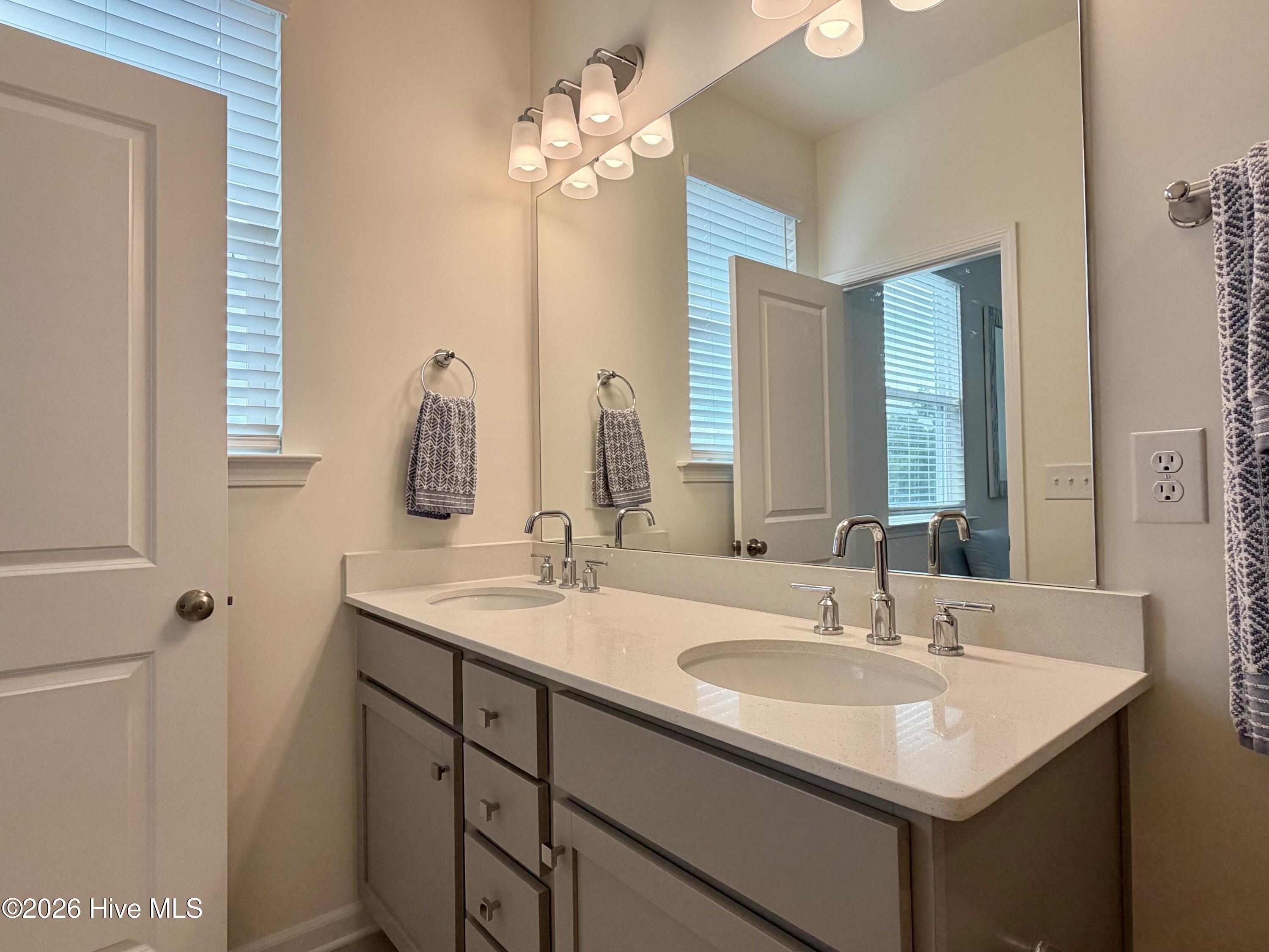 855 Parc Townes Drive Property Photo 27