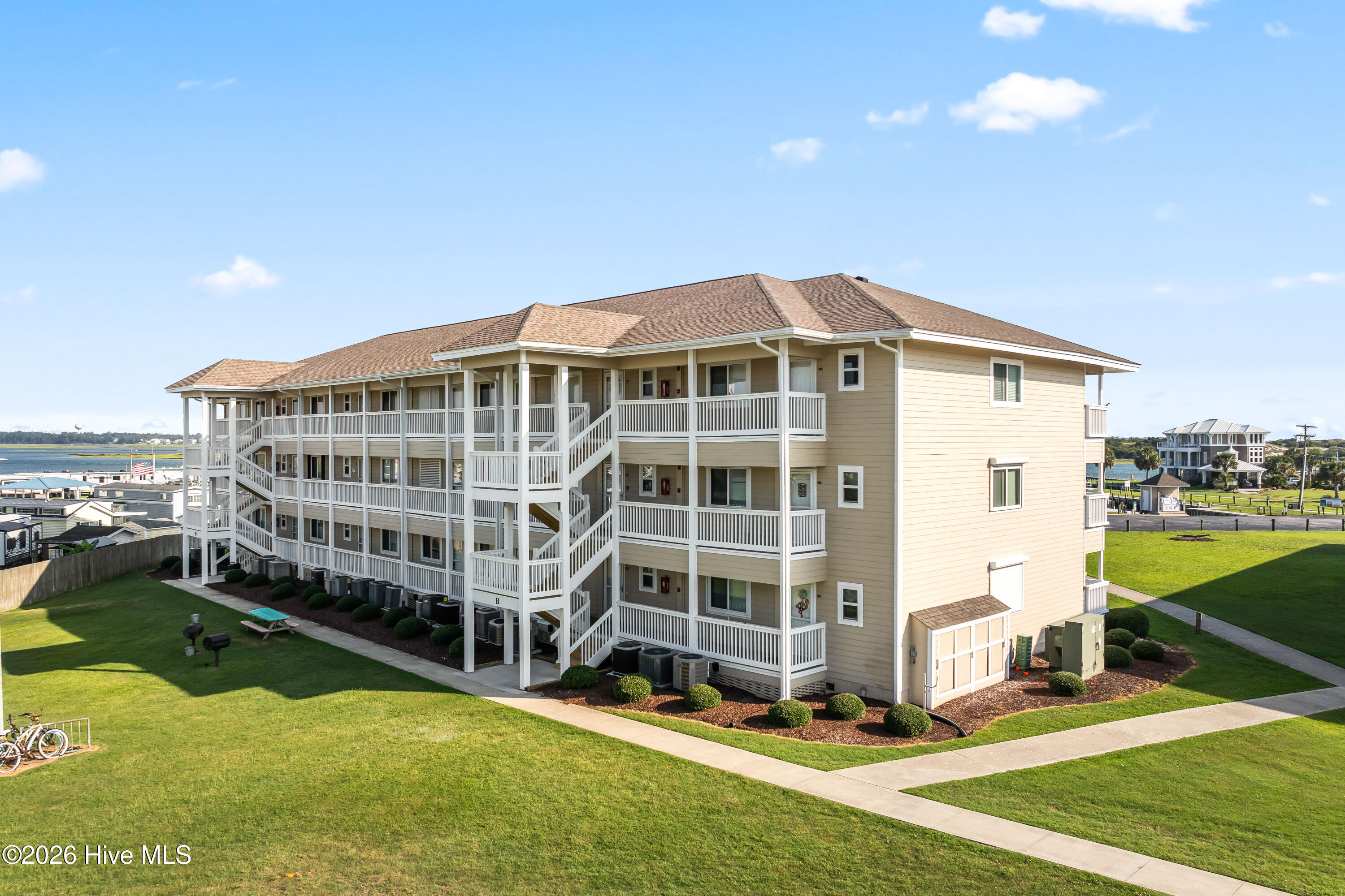 650 Cedar Point Boulevard B25 Property Photo 30
