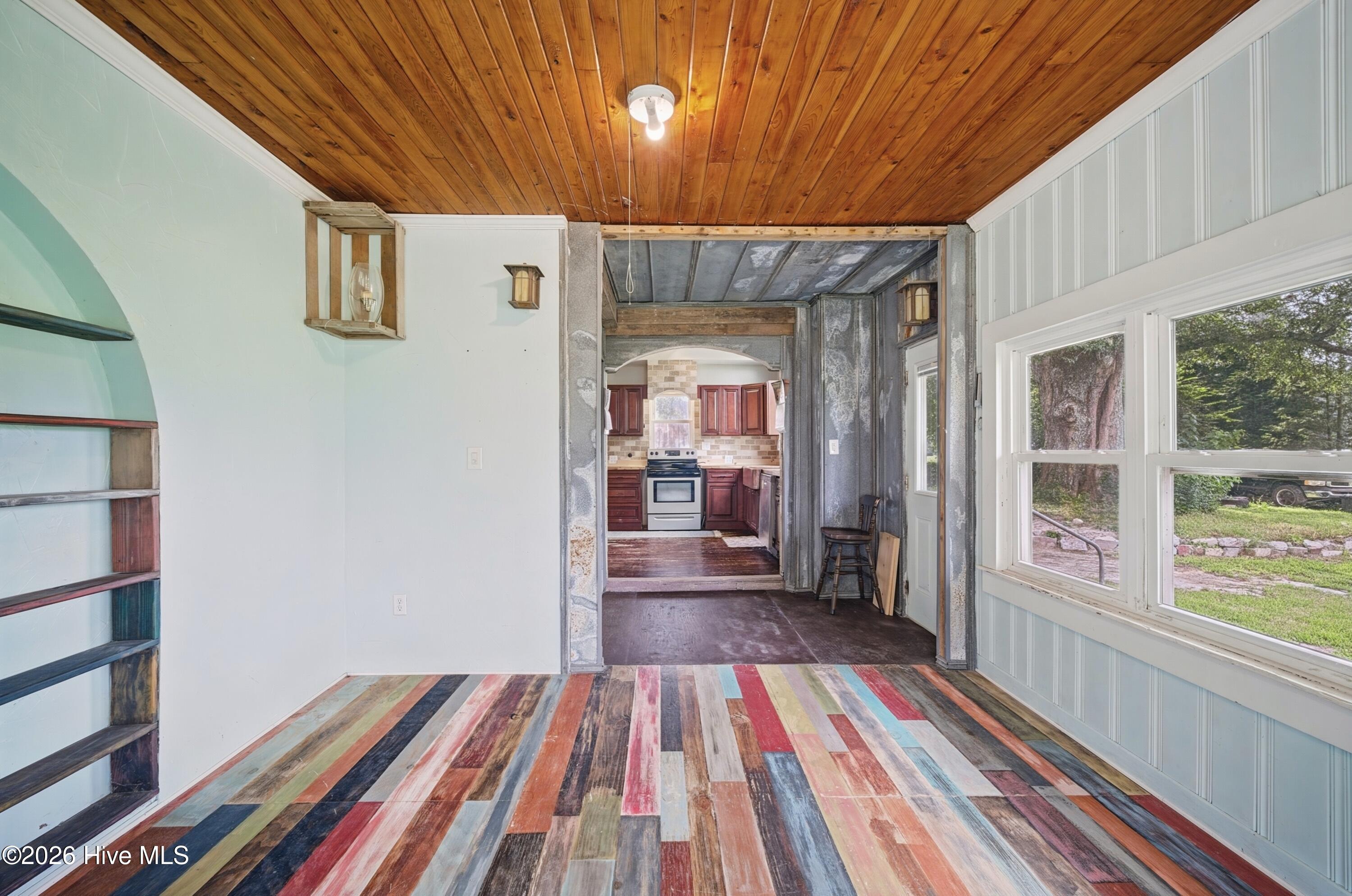 1303 Turnpike Road Property Photo 11