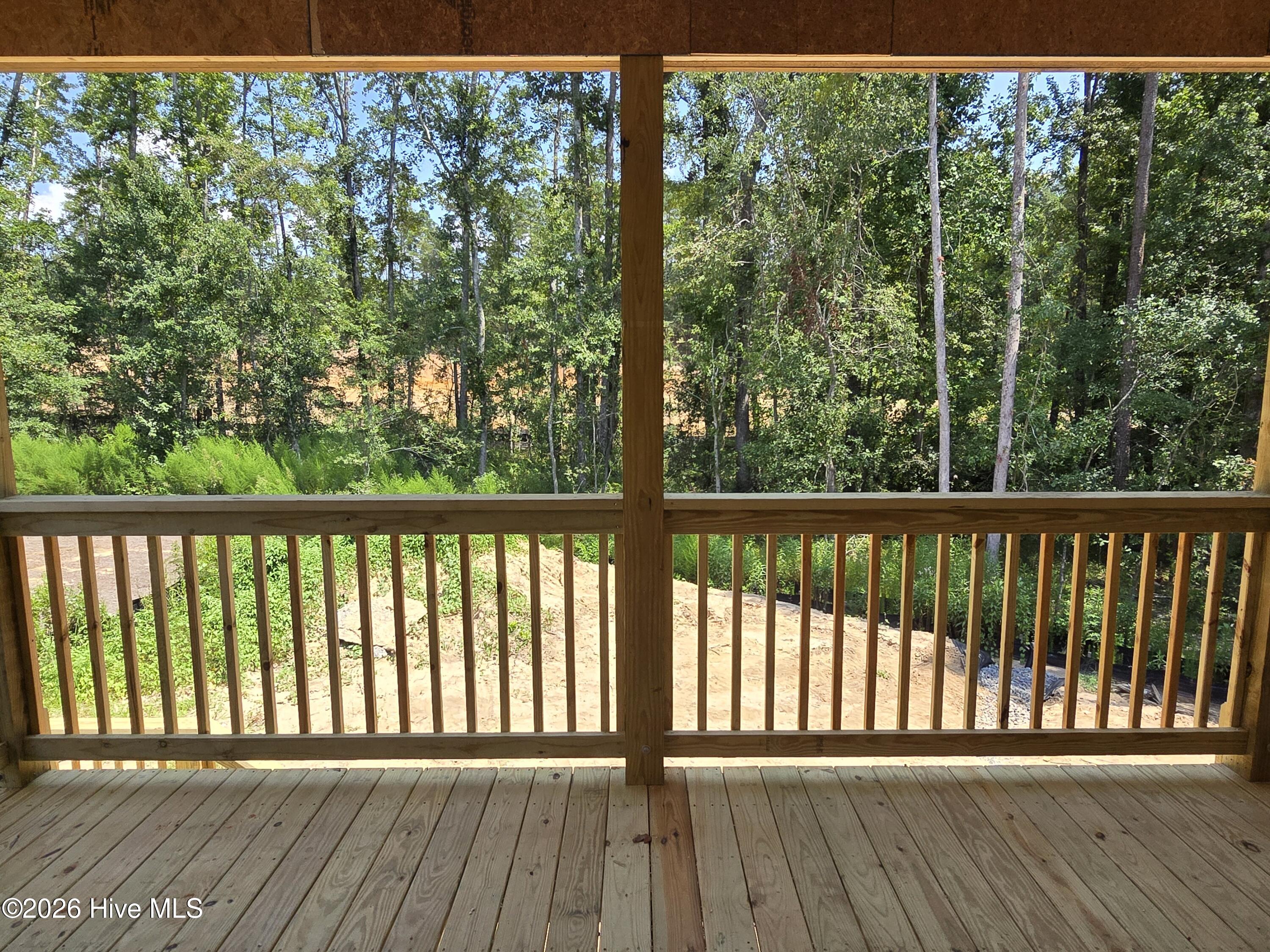 154 Oakbrook Drive Property Photo 8