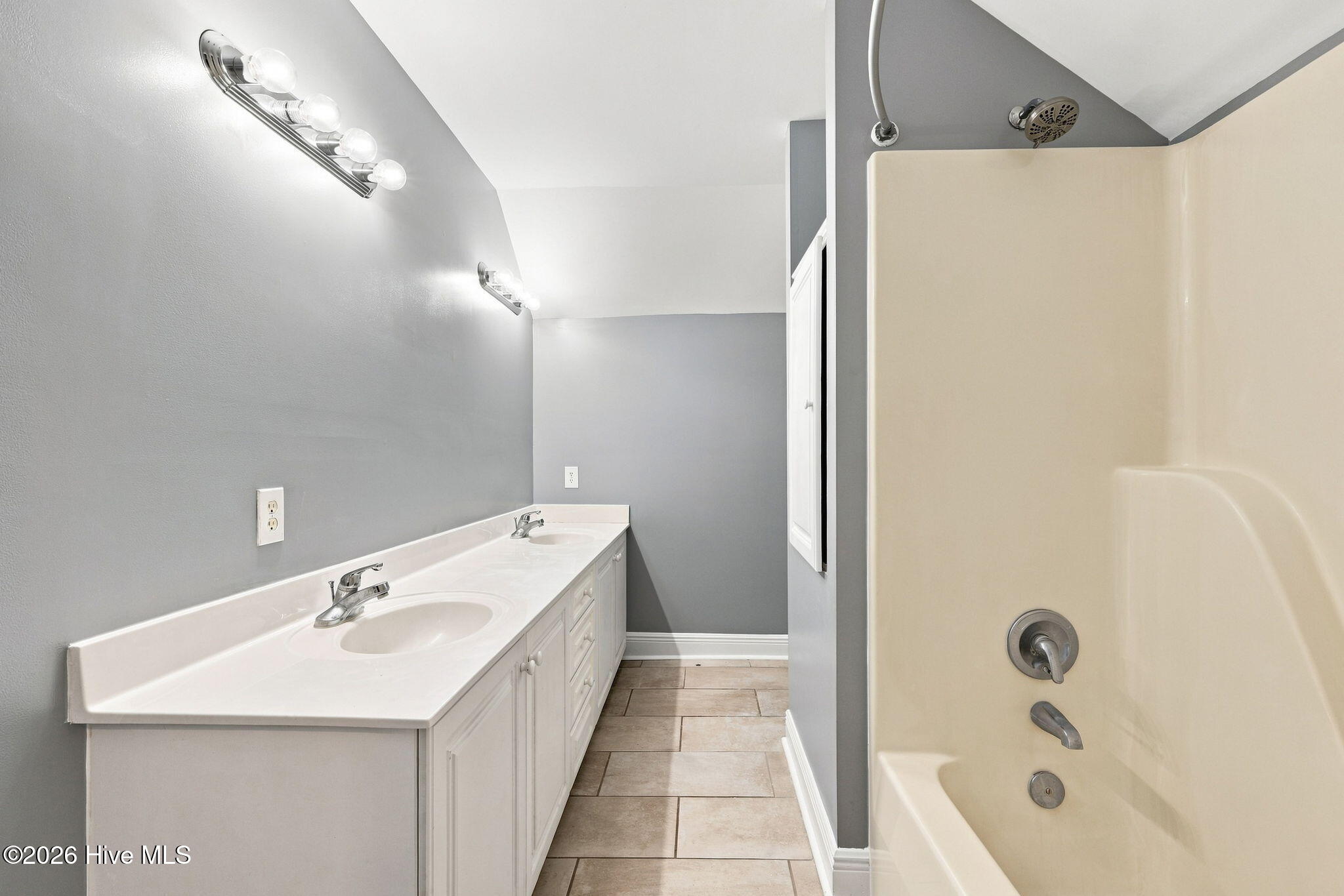 1912 Snowy Egret Drive Property Photo 34