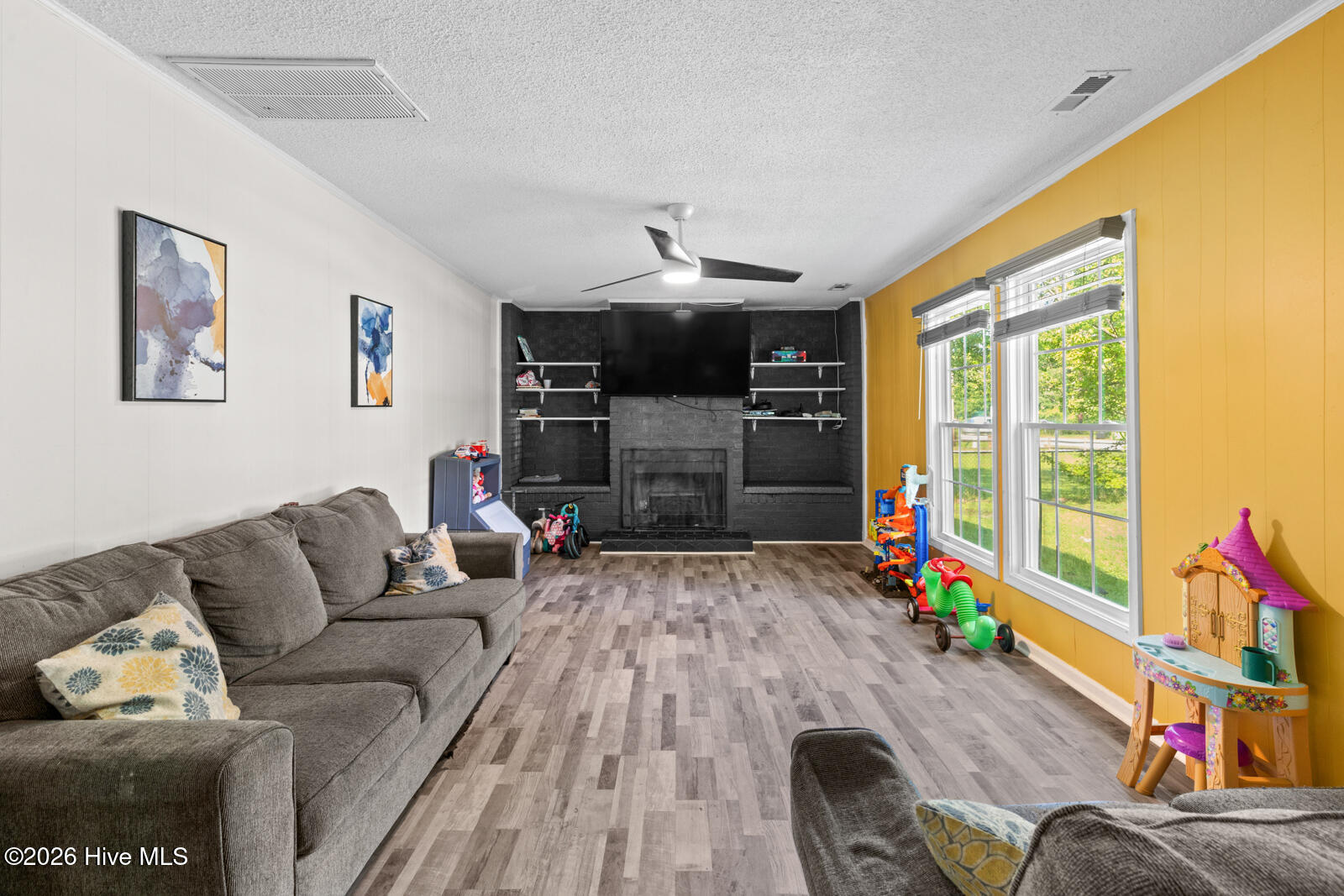 651 Queens Creek Road Property Photo 6