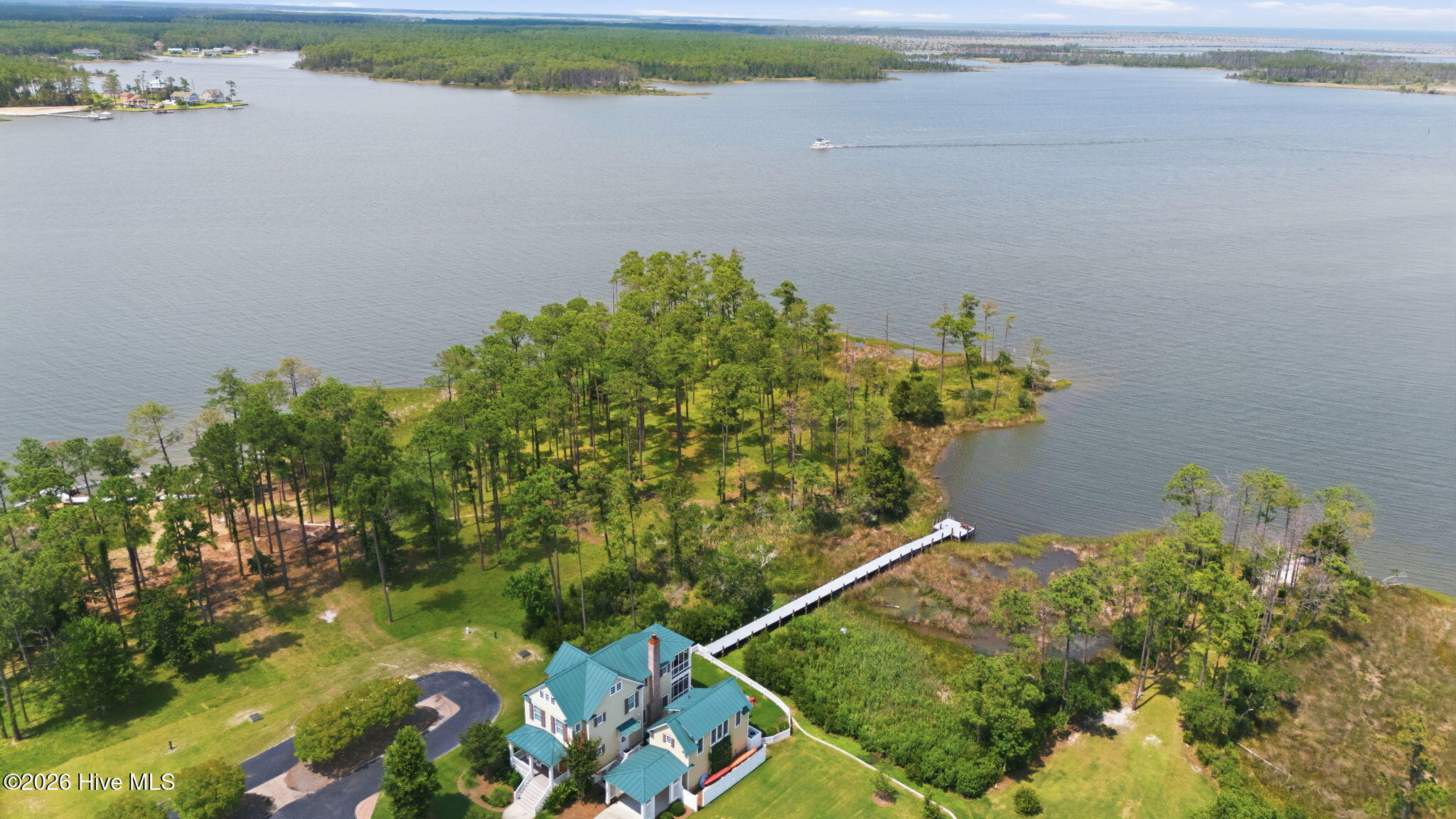 232 21 Oyster Point Road Property Photo 6