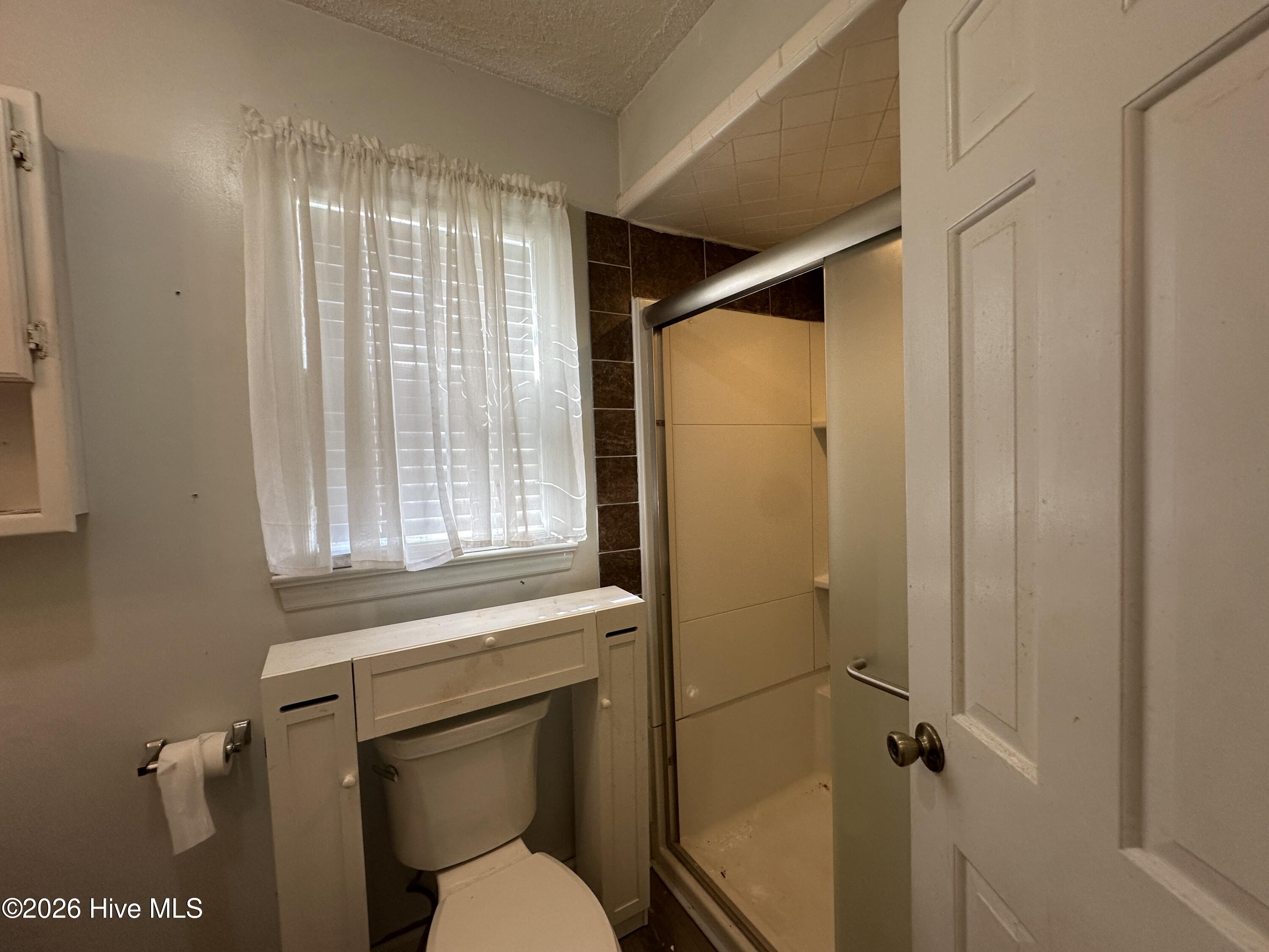 6429 River Road Property Photo 16