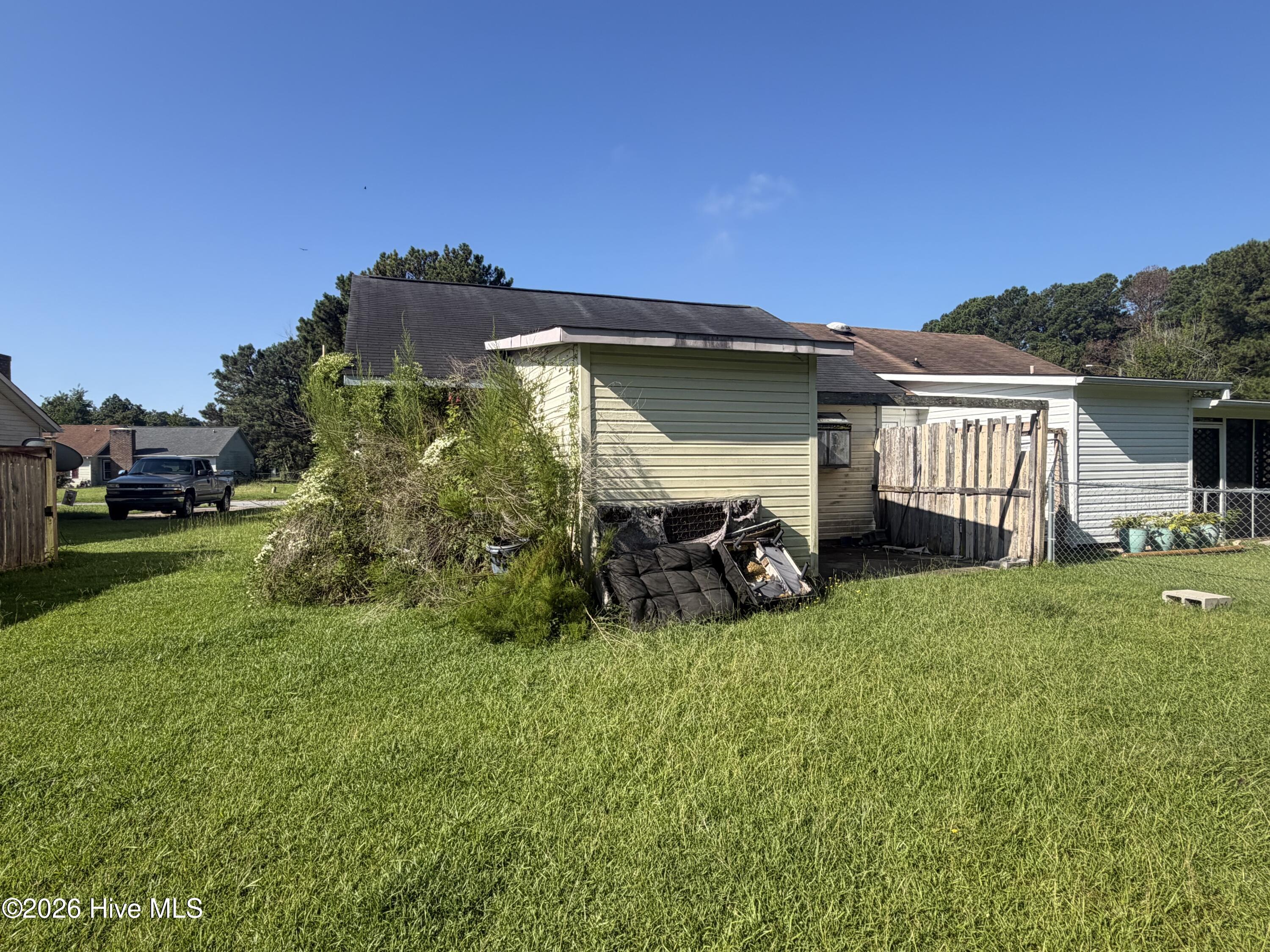 153 Pine Crest Drive Property Photo 7