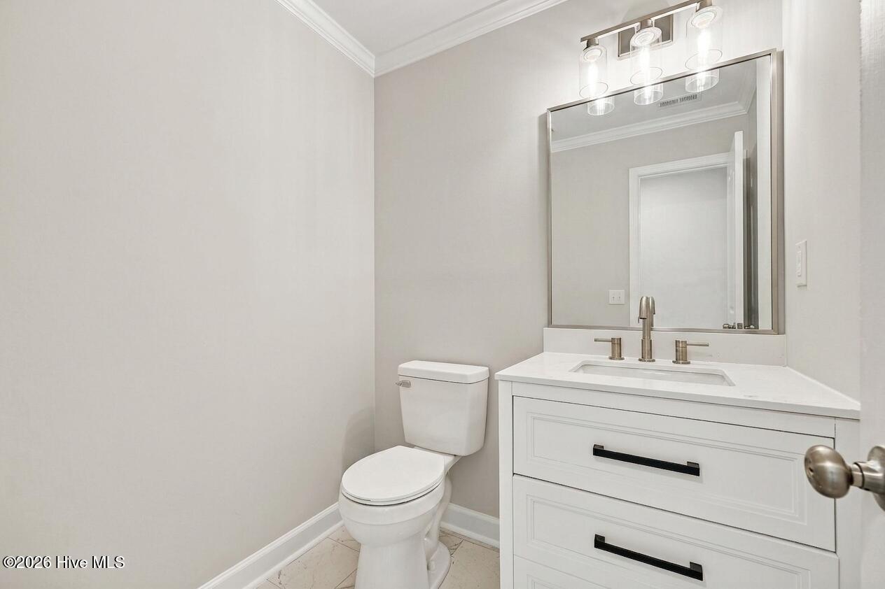 810 Sutter's Place Drive Property Photo 11