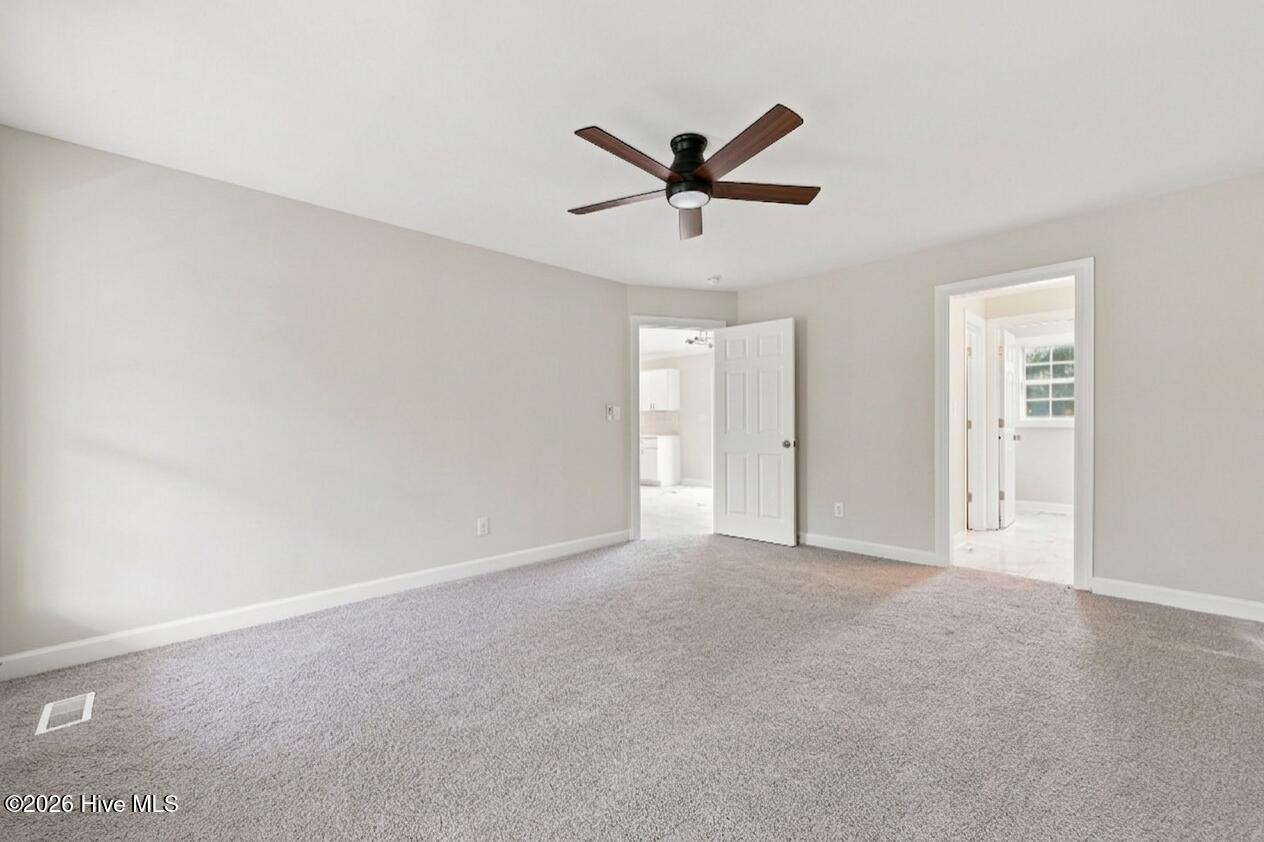 810 Sutter's Place Drive Property Photo 14