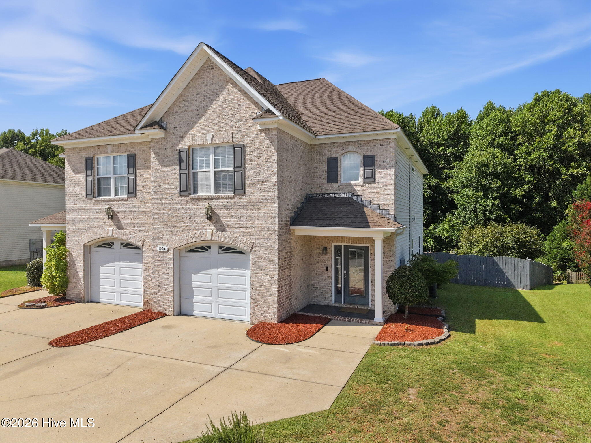 1904 Cambria Drive B Property Photo 2
