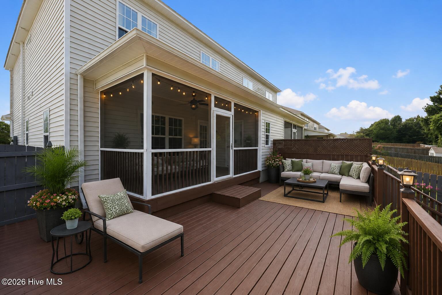 1904 Cambria Drive B Property Photo 7