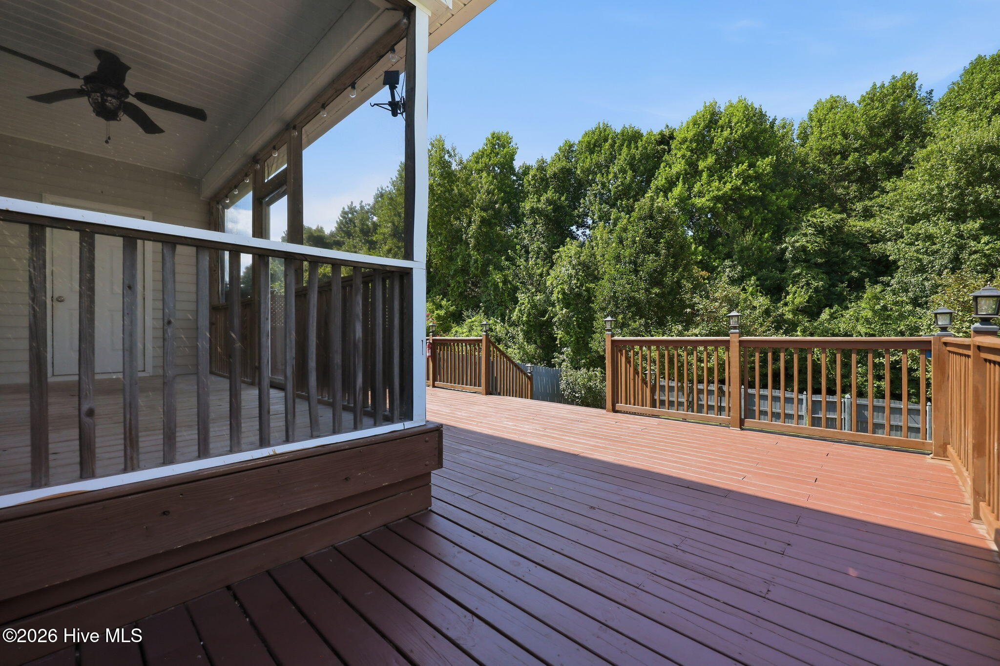 1904 Cambria Drive B Property Photo 8