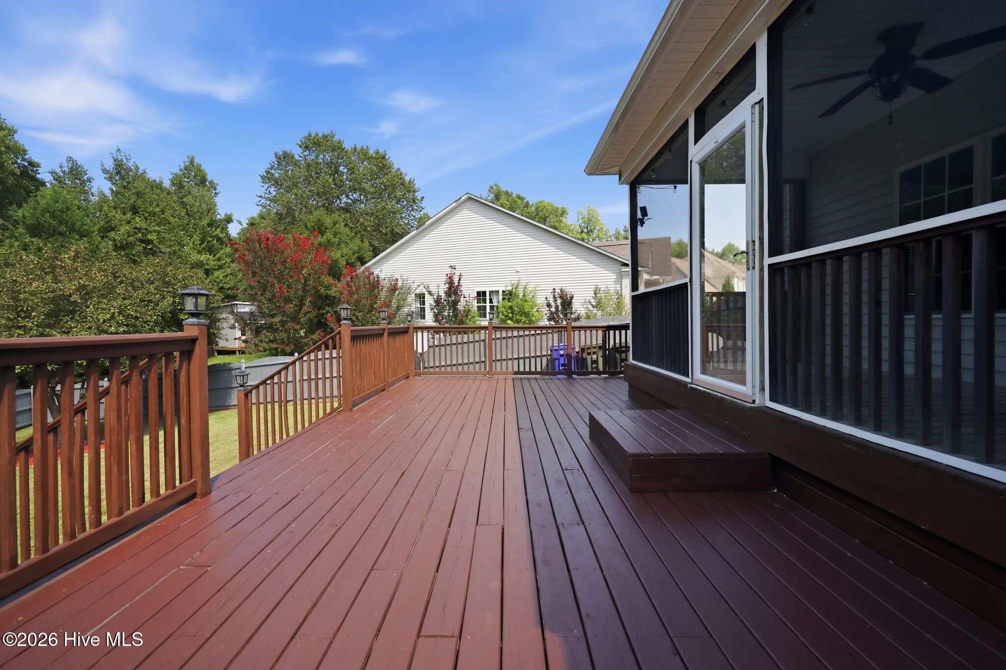 1904 Cambria Drive B Property Photo 11