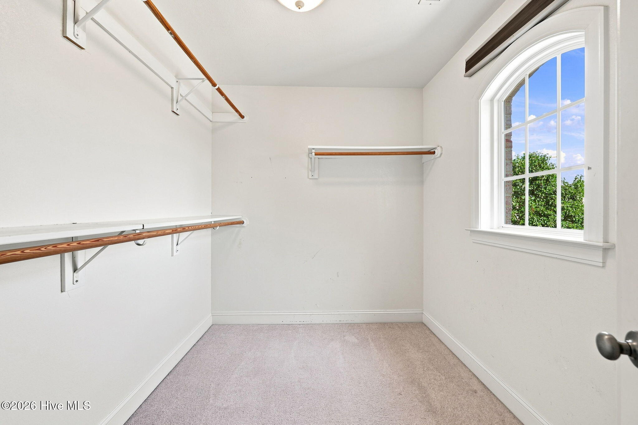 1904 Cambria Drive B Property Photo 33