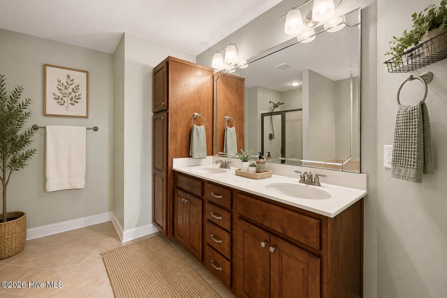 1904 Cambria Drive B Property Photo 37